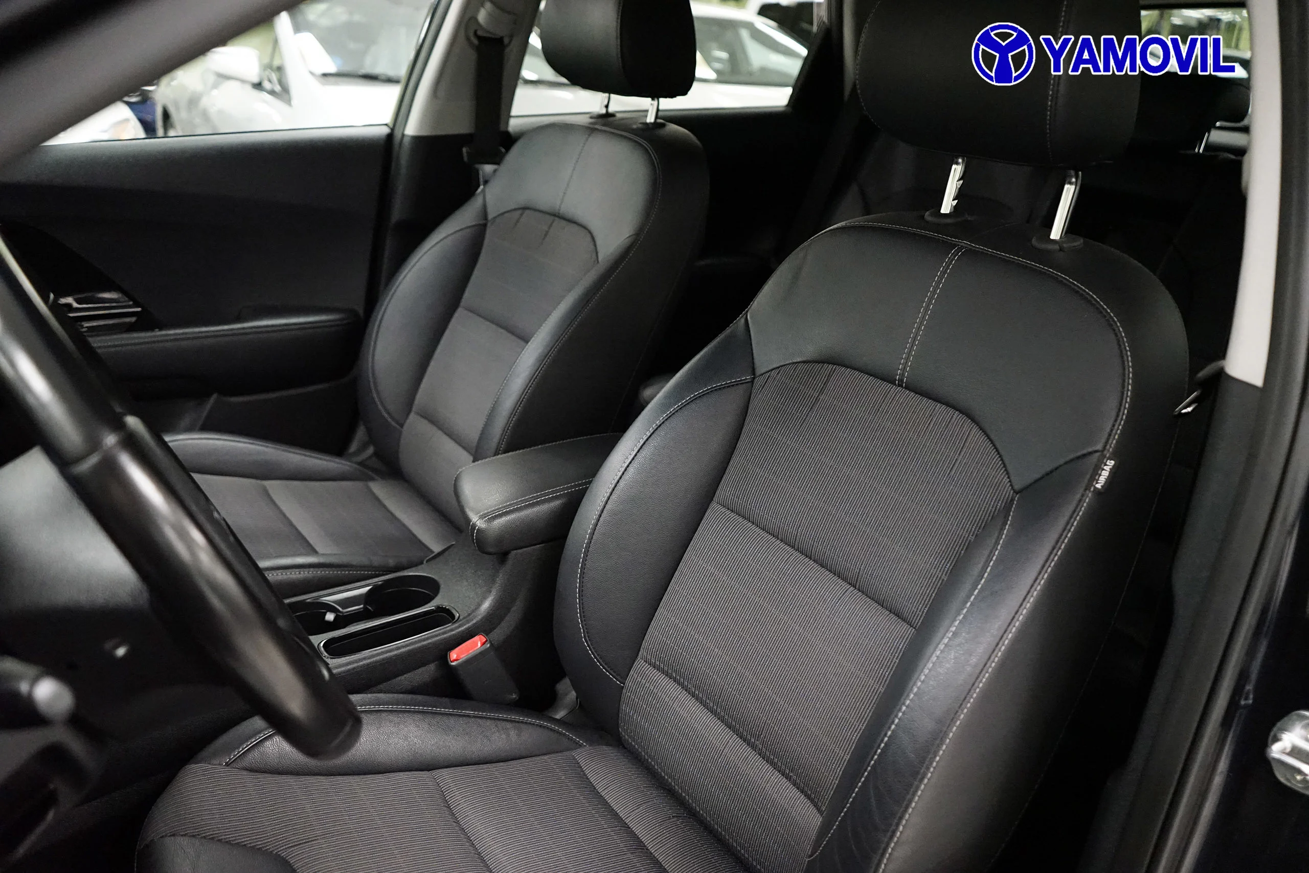 Kia Niro 1.6 GDi PHEV Híbrido Emotion 104 kW (141 CV) - Foto 13