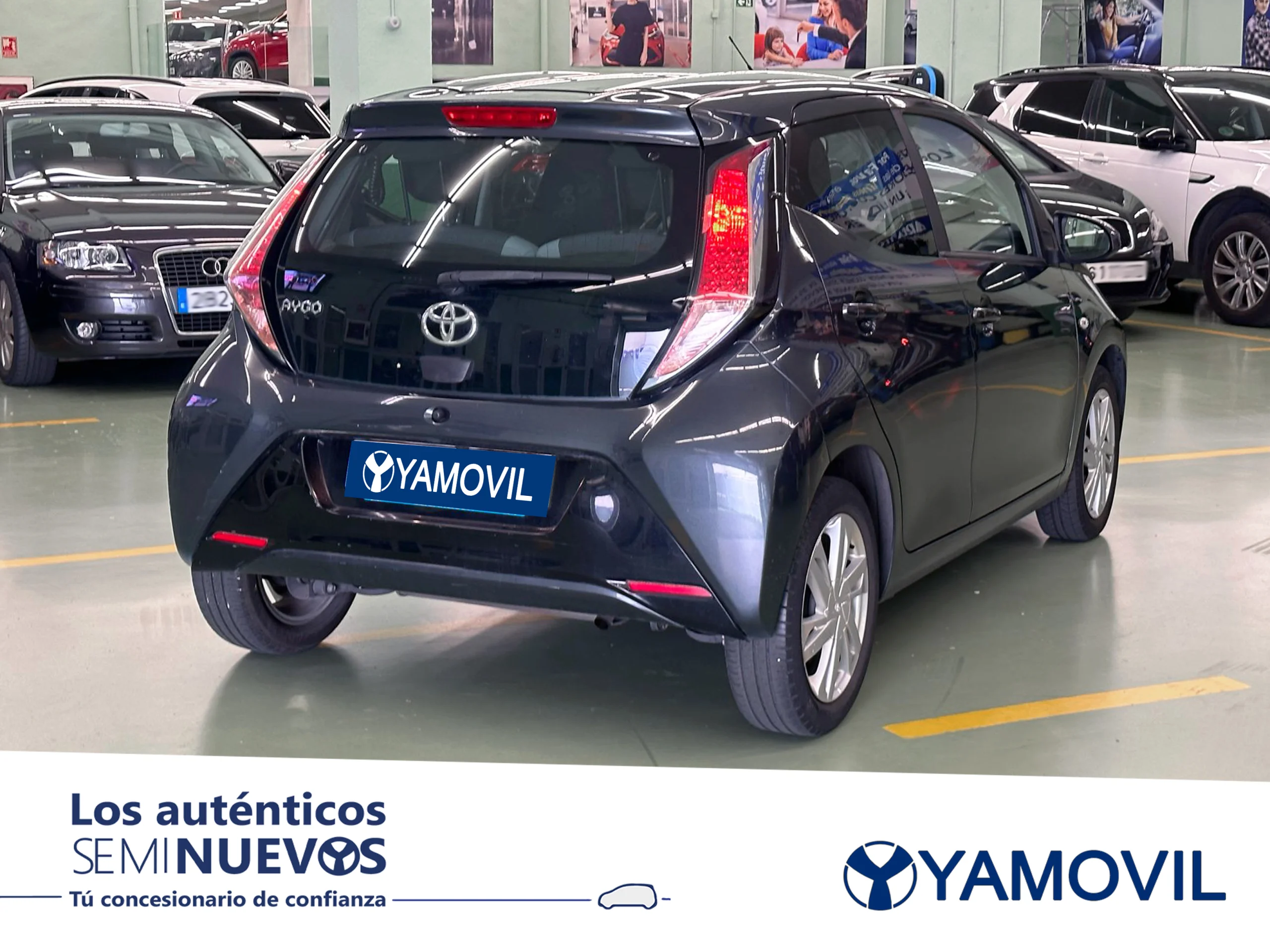 Toyota Aygo 1.0 70 x-play 51 kW (69 CV) - Foto 2