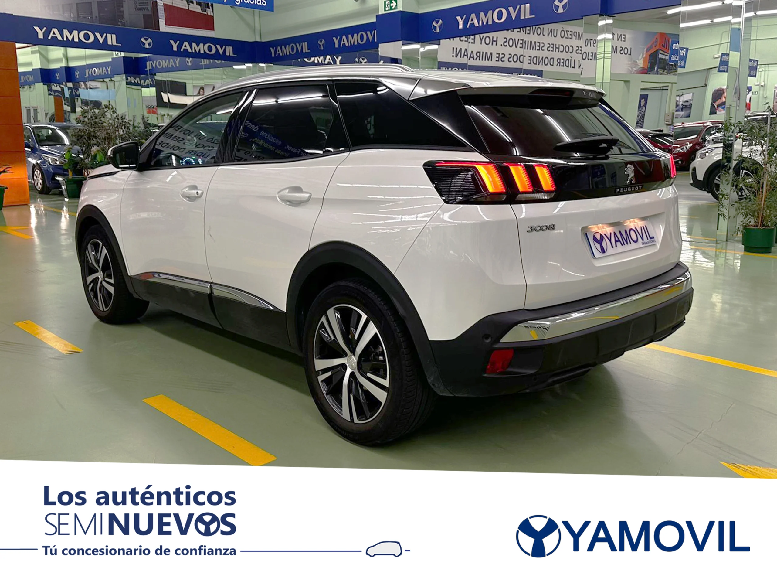 Peugeot 3008 PureTech 130 SANDS Allure 96 kW (130 CV) - Foto 4