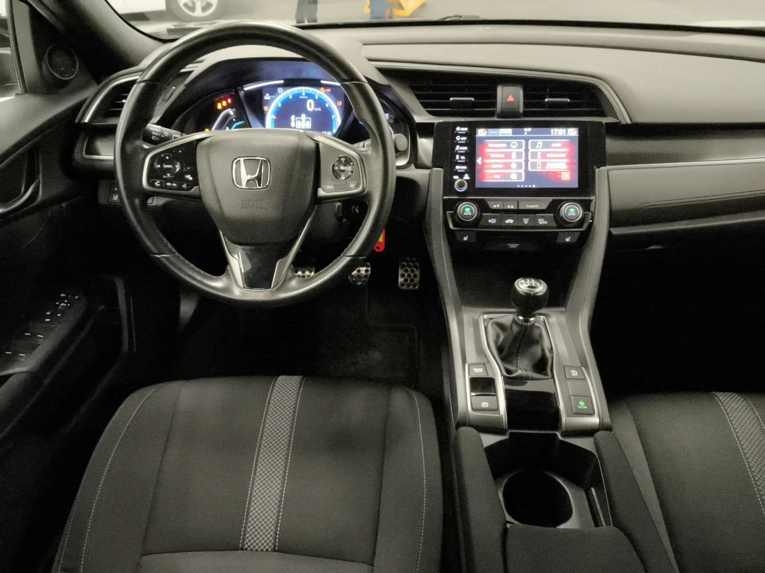 Honda Civic 1.0 I-VTEC TURBO Elegance Navi 93 kW (126 CV) - Foto 18