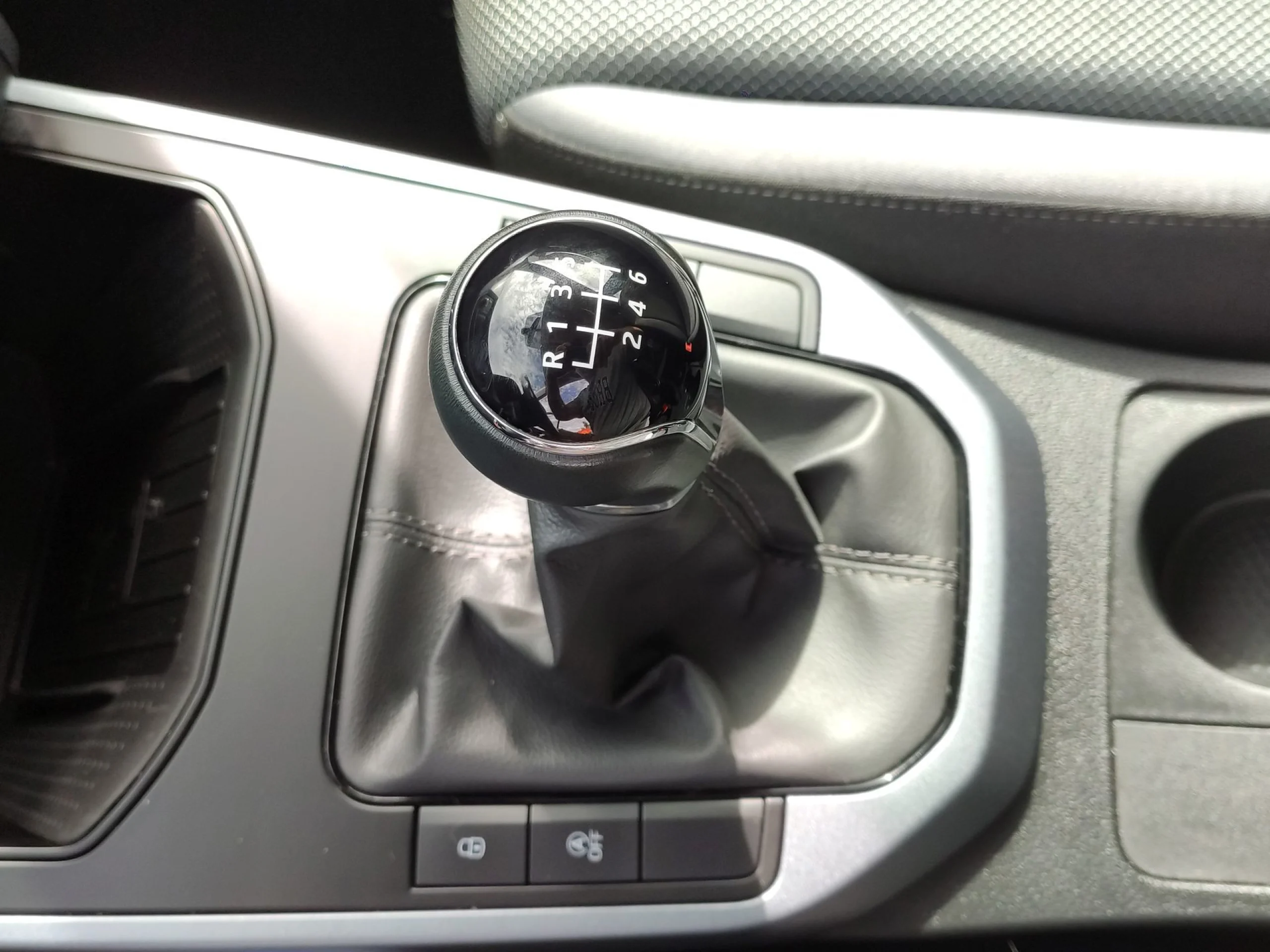 Seat Arona 1.0 TSI Ecomotive Style Edition 85 kW (115 CV) - Foto 15