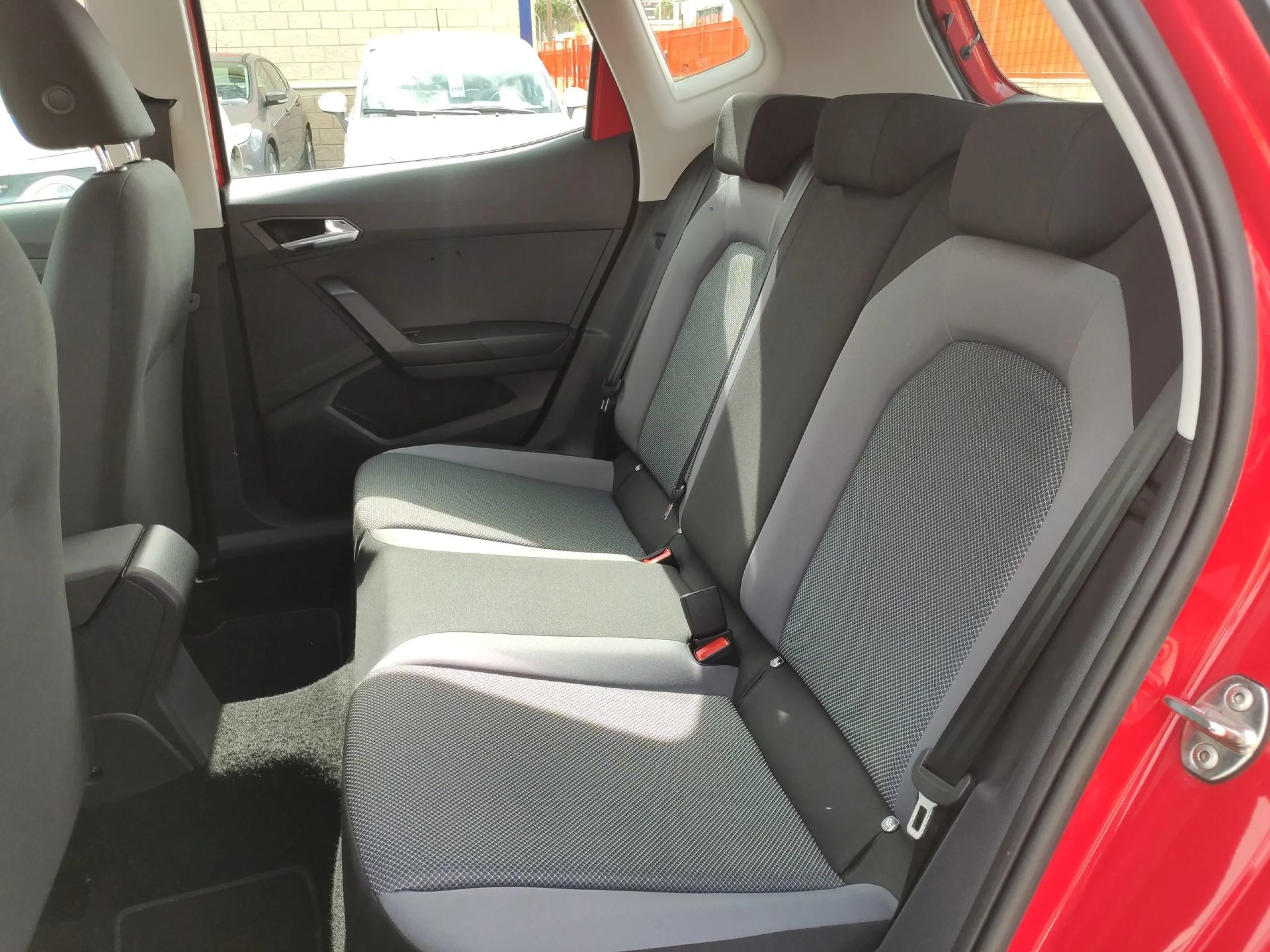 Seat Arona 1.0 TSI Ecomotive Style Edition 85 kW (115 CV) - Foto 17