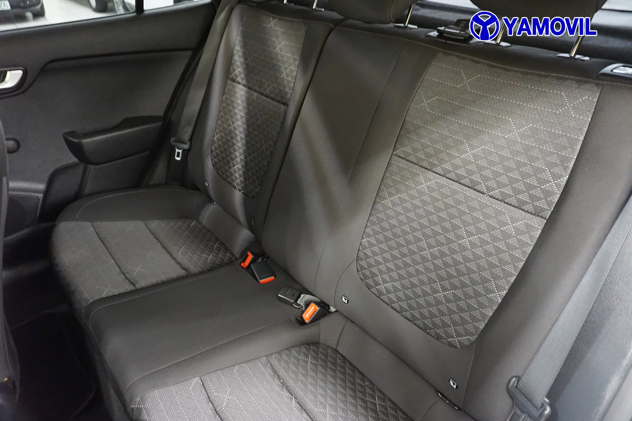 Kia Rio 1.4 CRDI CONCEP ECO-DYNAMICS 5P - Foto 14
