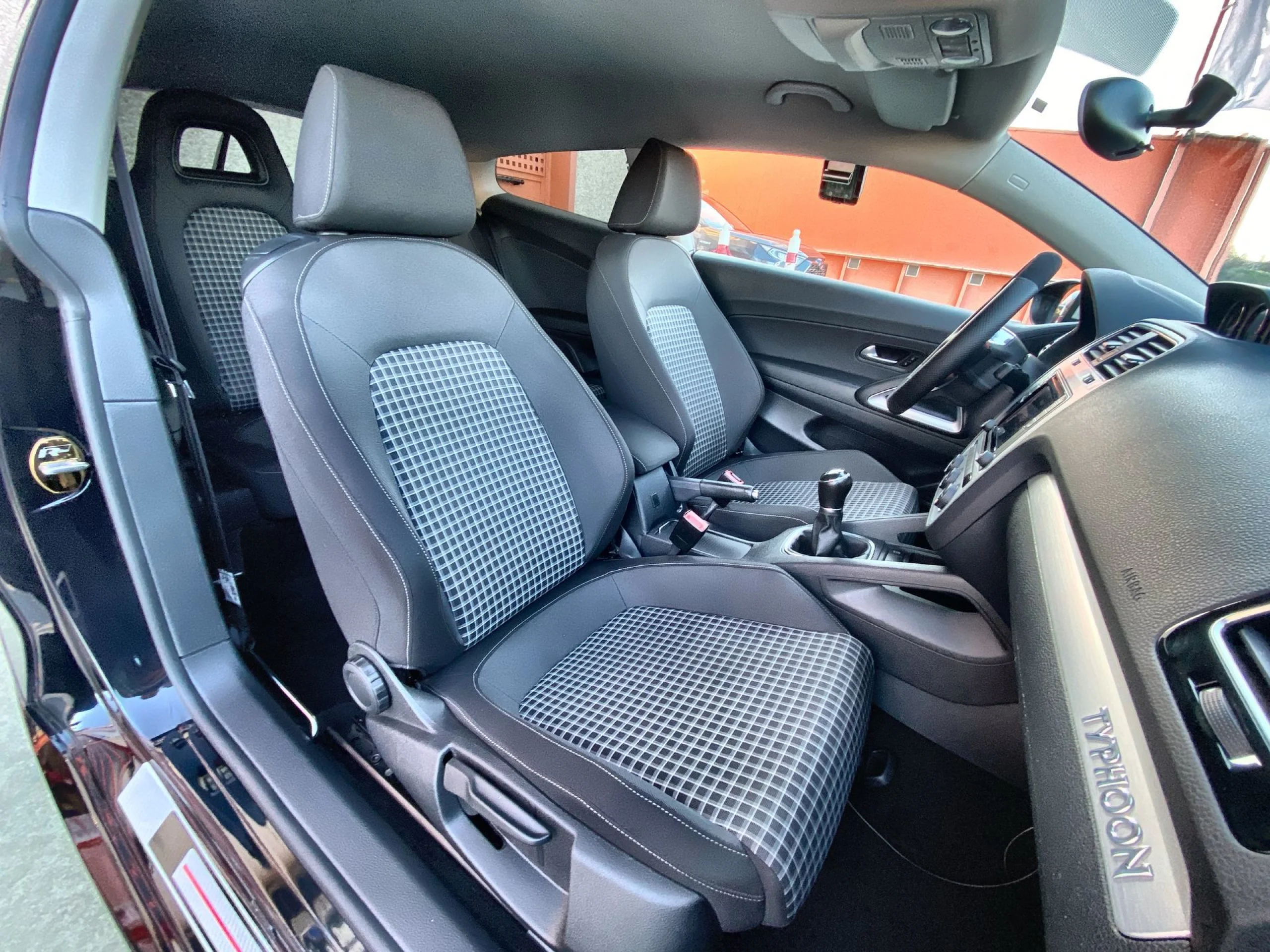Volkswagen Scirocco R-Line 1.4 TSI BMT 92 kW (125 CV) - Foto 20