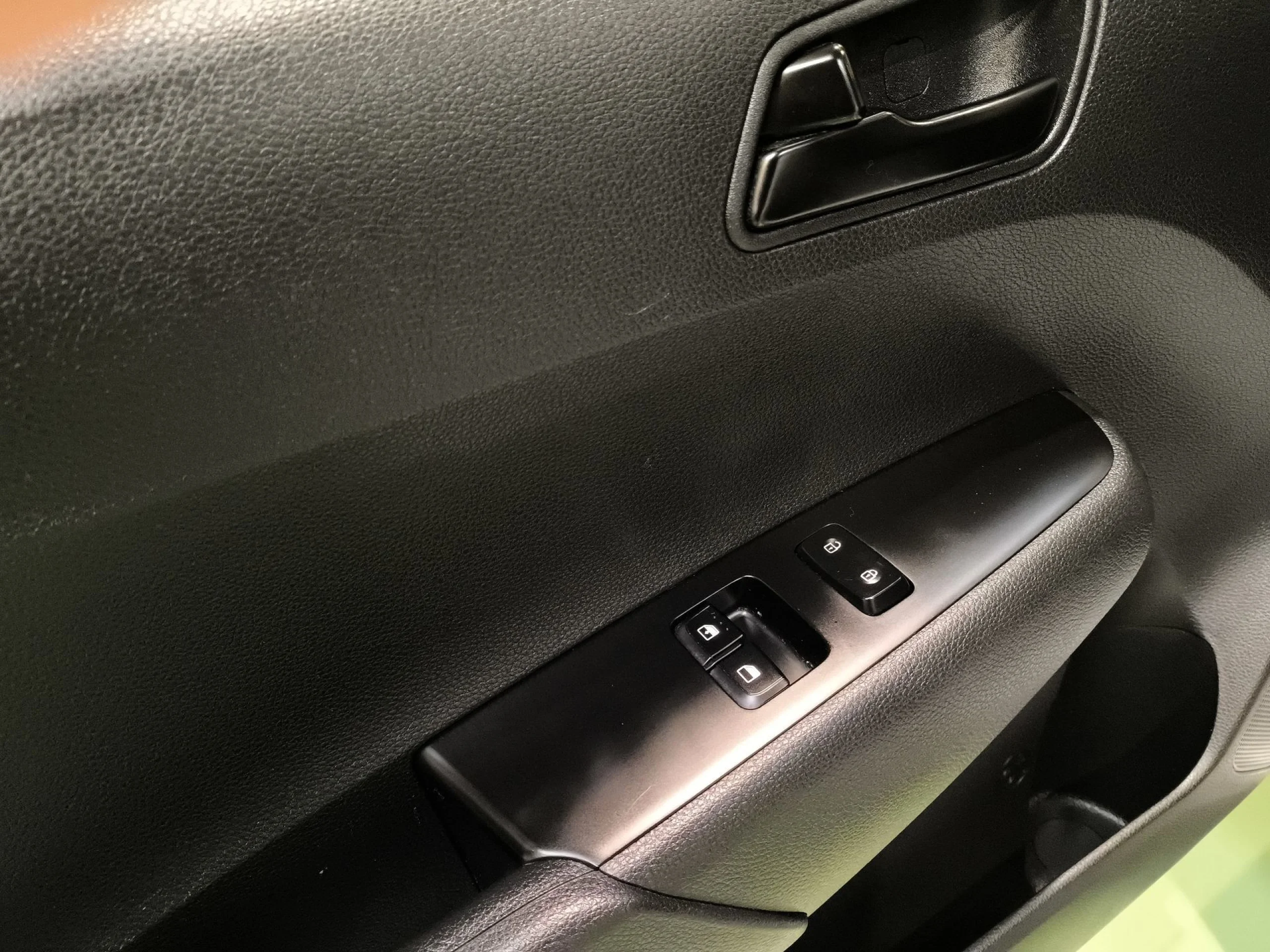 Kia Picanto 1.0 CVVT Concept 49 kW (67 CV) - Foto 10