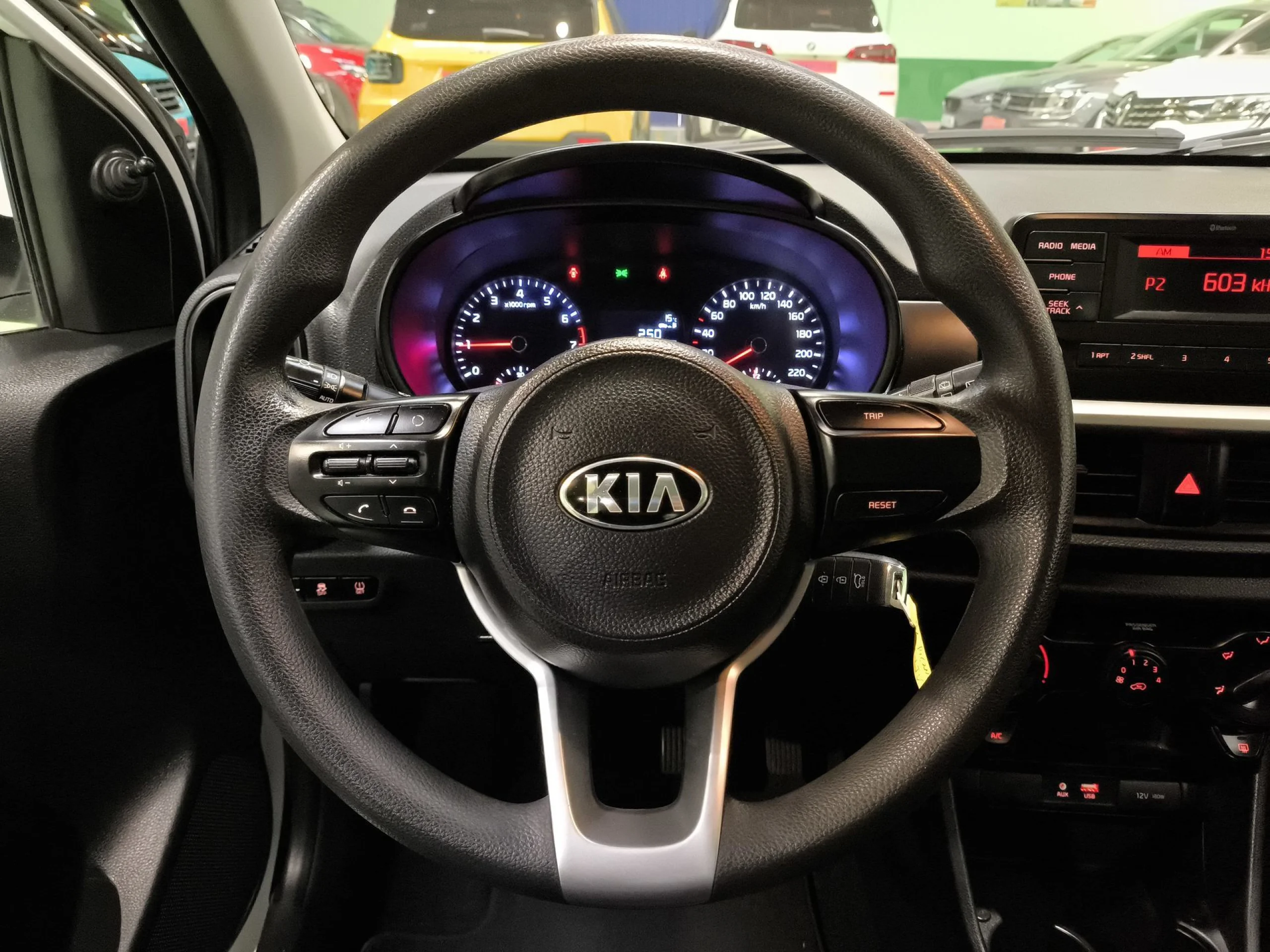 Kia Picanto 1.0 CVVT Concept 49 kW (67 CV) - Foto 12