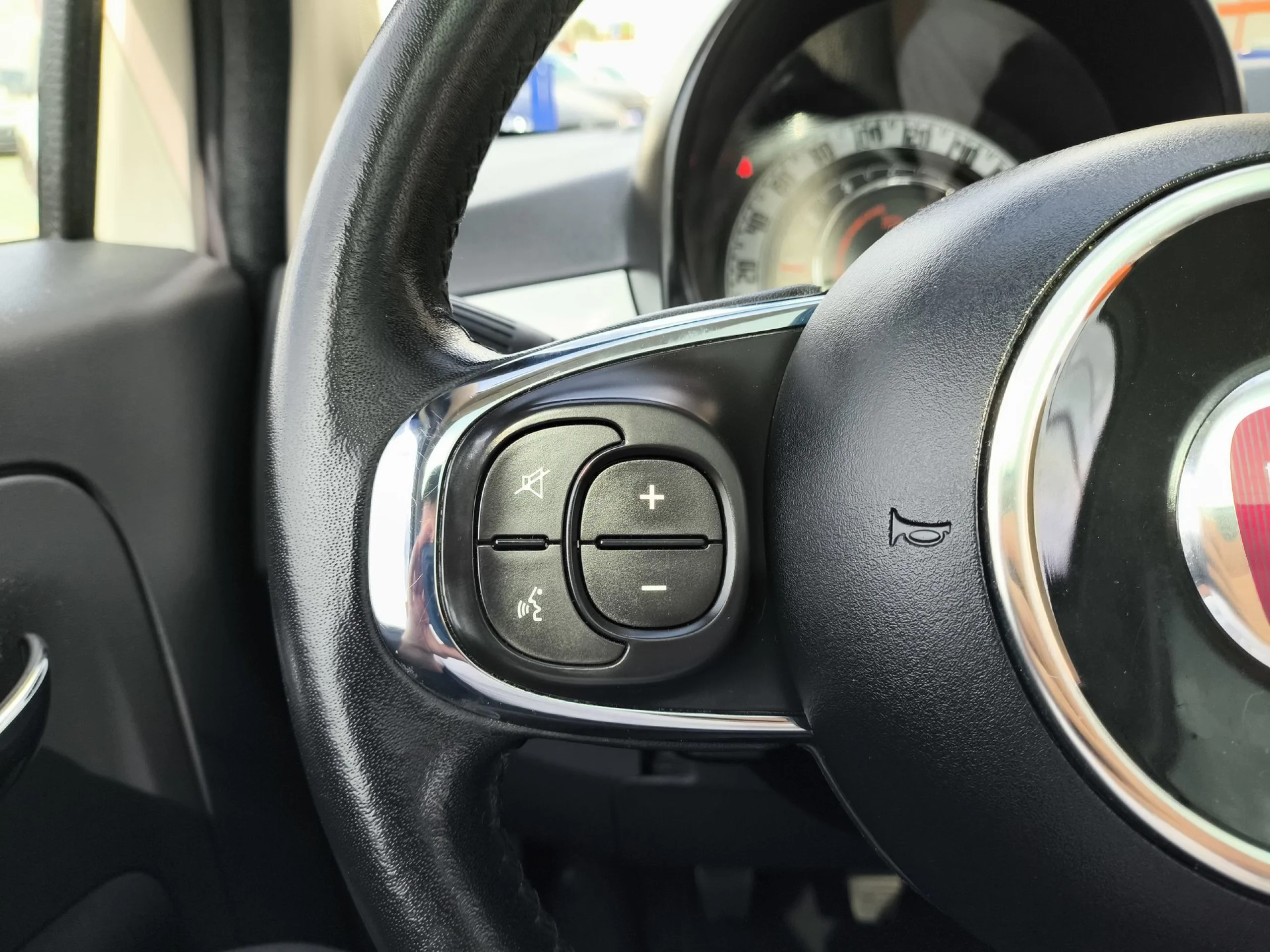 Fiat 500 1.2 Híbrido GLP Lounge 51 kW (69 CV) - Foto 14