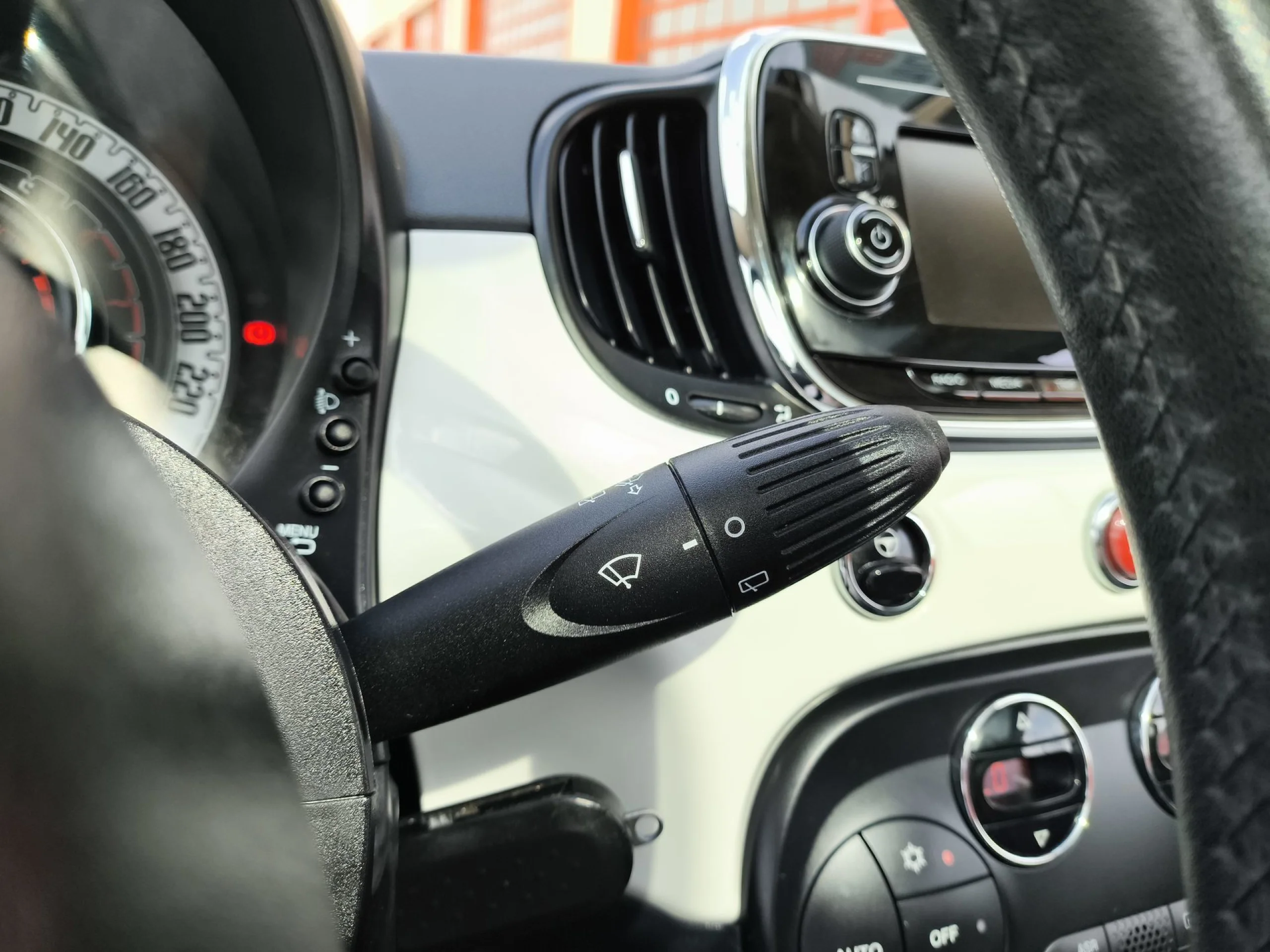 Fiat 500 1.2 Híbrido GLP Lounge 51 kW (69 CV) - Foto 16