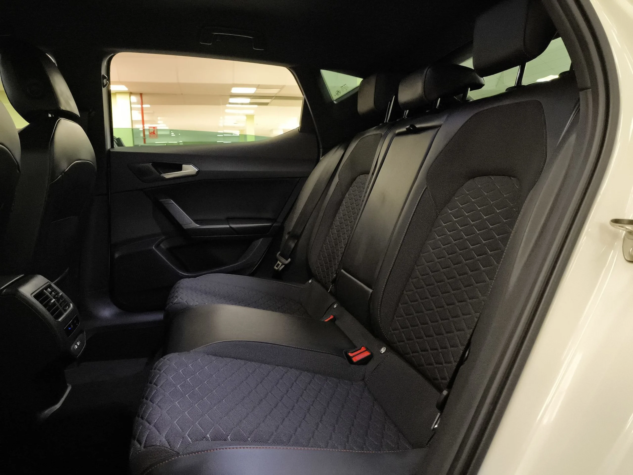 Seat León 1.4 e-Hybrid SANDS FR XL DSG 150 kW (204 CV) - Foto 26