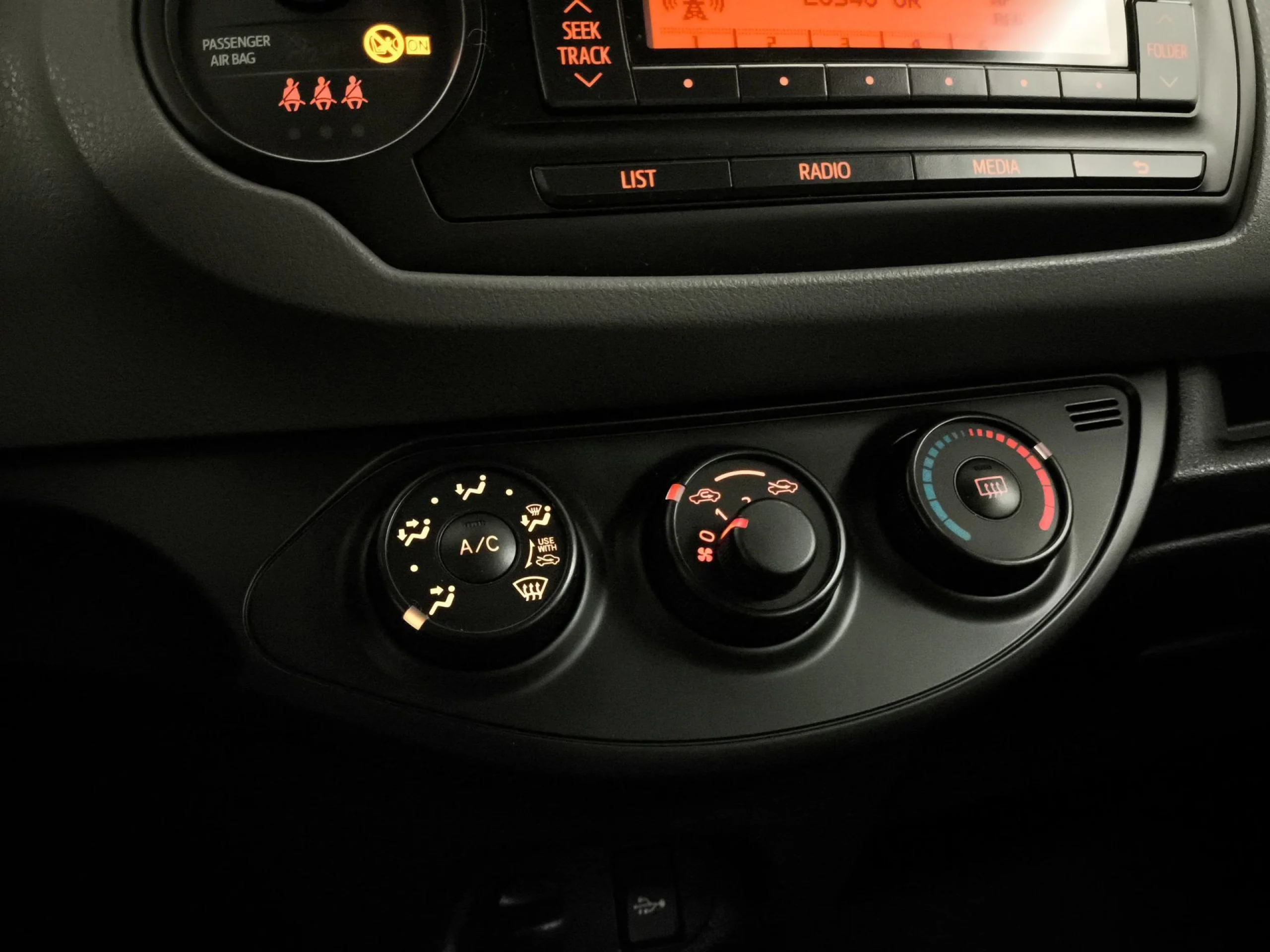 Toyota Yaris 1.0 Active 51 kW (69 CV) - Foto 15