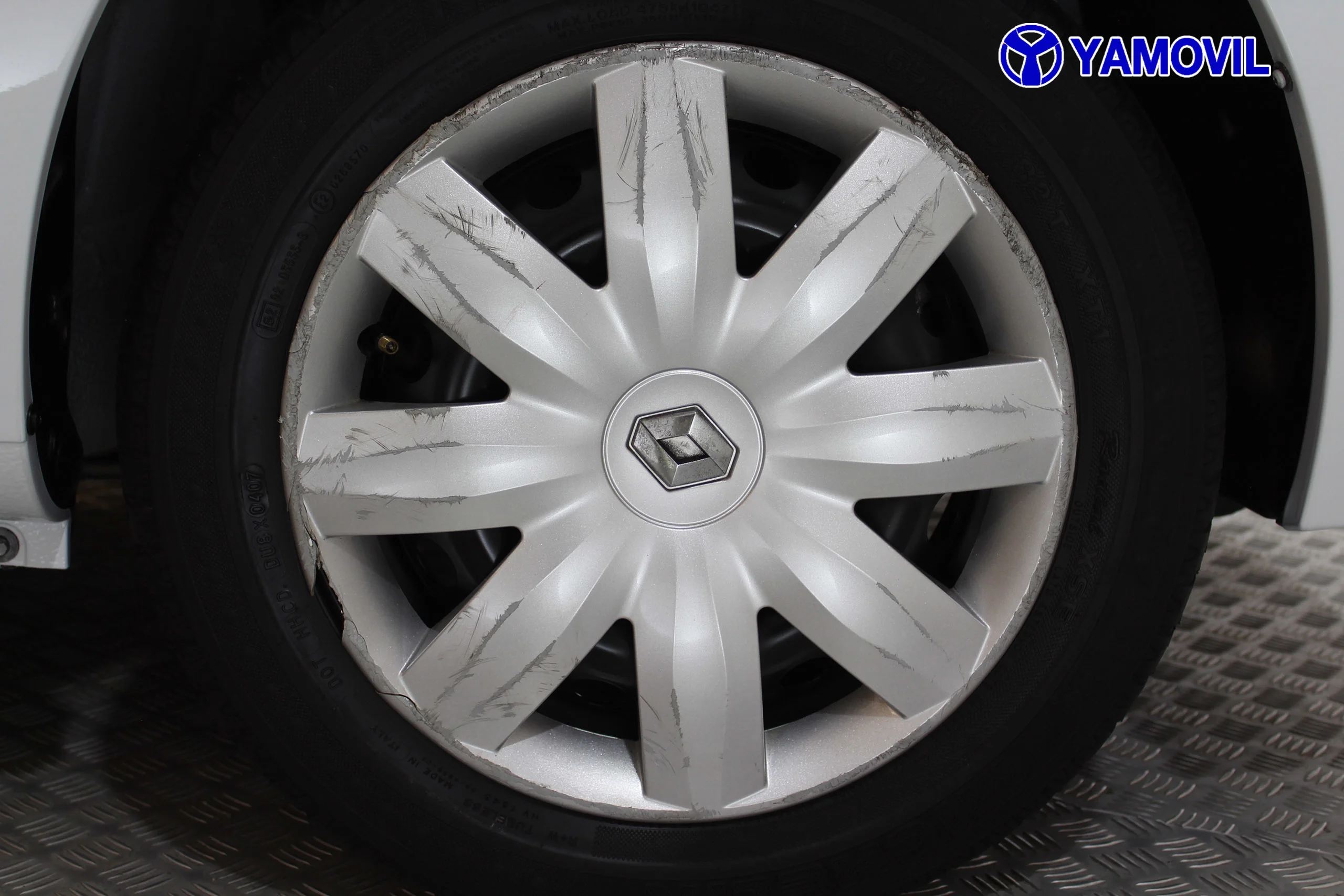 Renault Clio Campus Authentique 1.2 43 kW (60 CV) - Foto 9