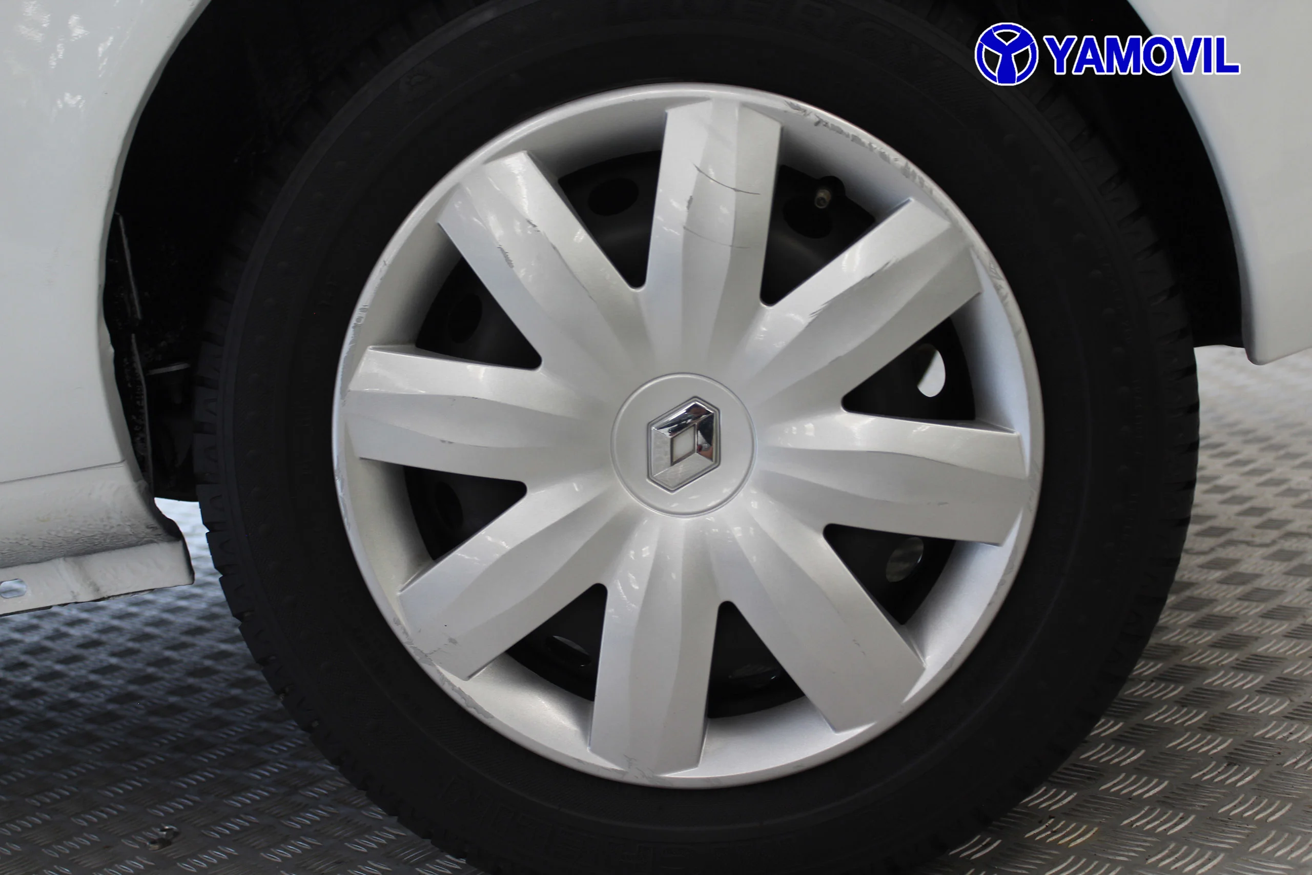 Renault Clio Campus Authentique 1.2 43 kW (60 CV) - Foto 11