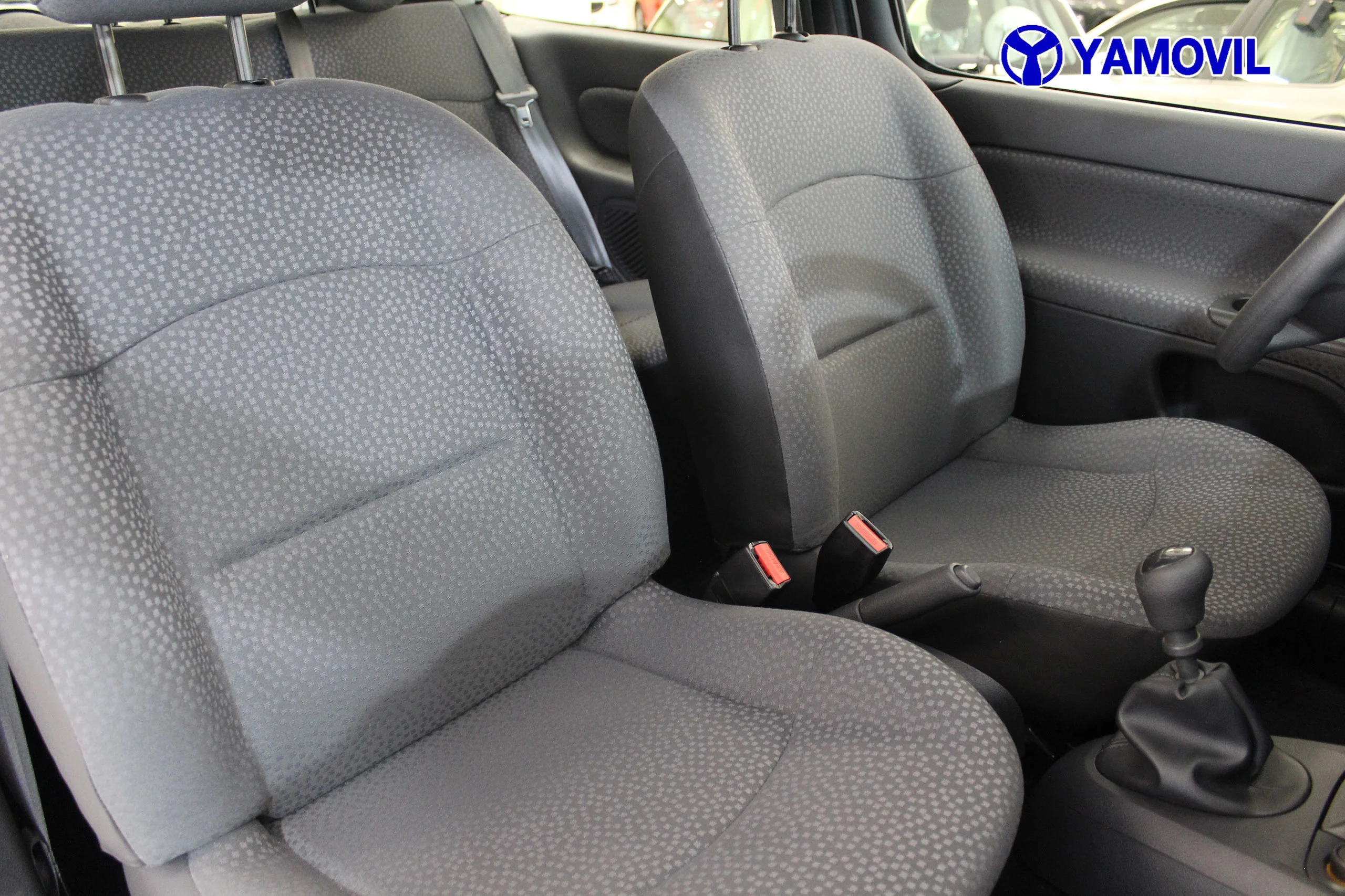 Renault Clio Campus Authentique 1.2 43 kW (60 CV) - Foto 15