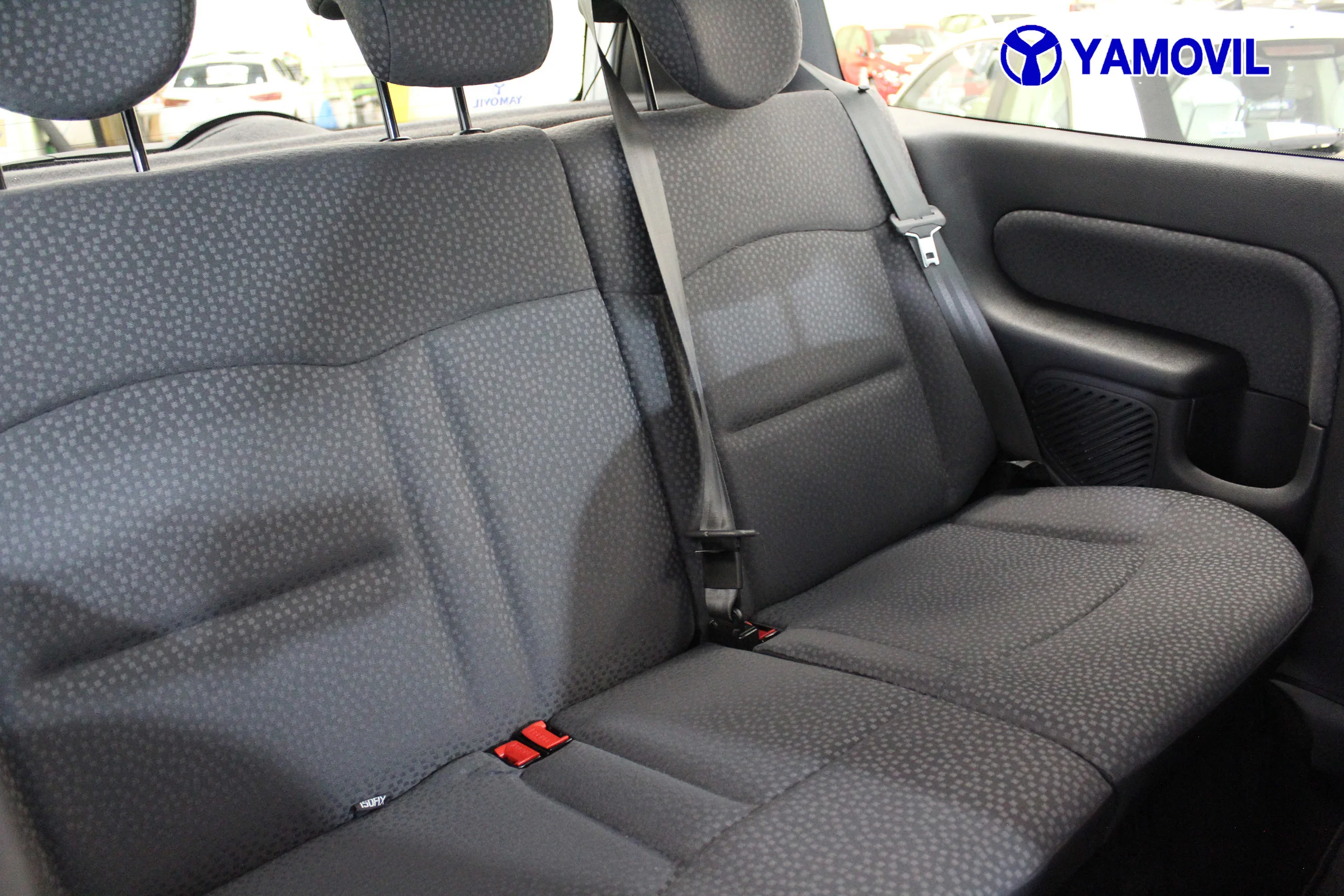 Renault Clio Campus Authentique 1.2 43 kW (60 CV) - Foto 16