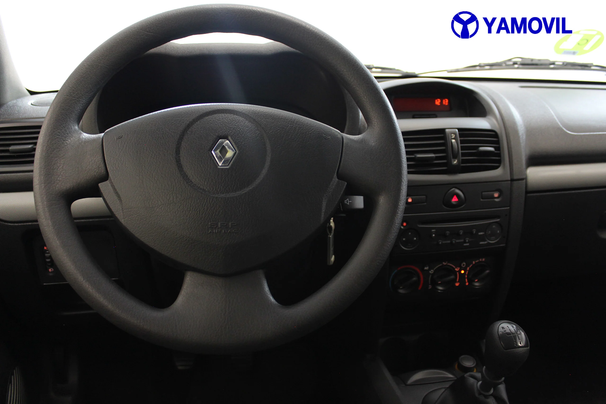 Renault Clio Campus Authentique 1.2 43 kW (60 CV) - Foto 17