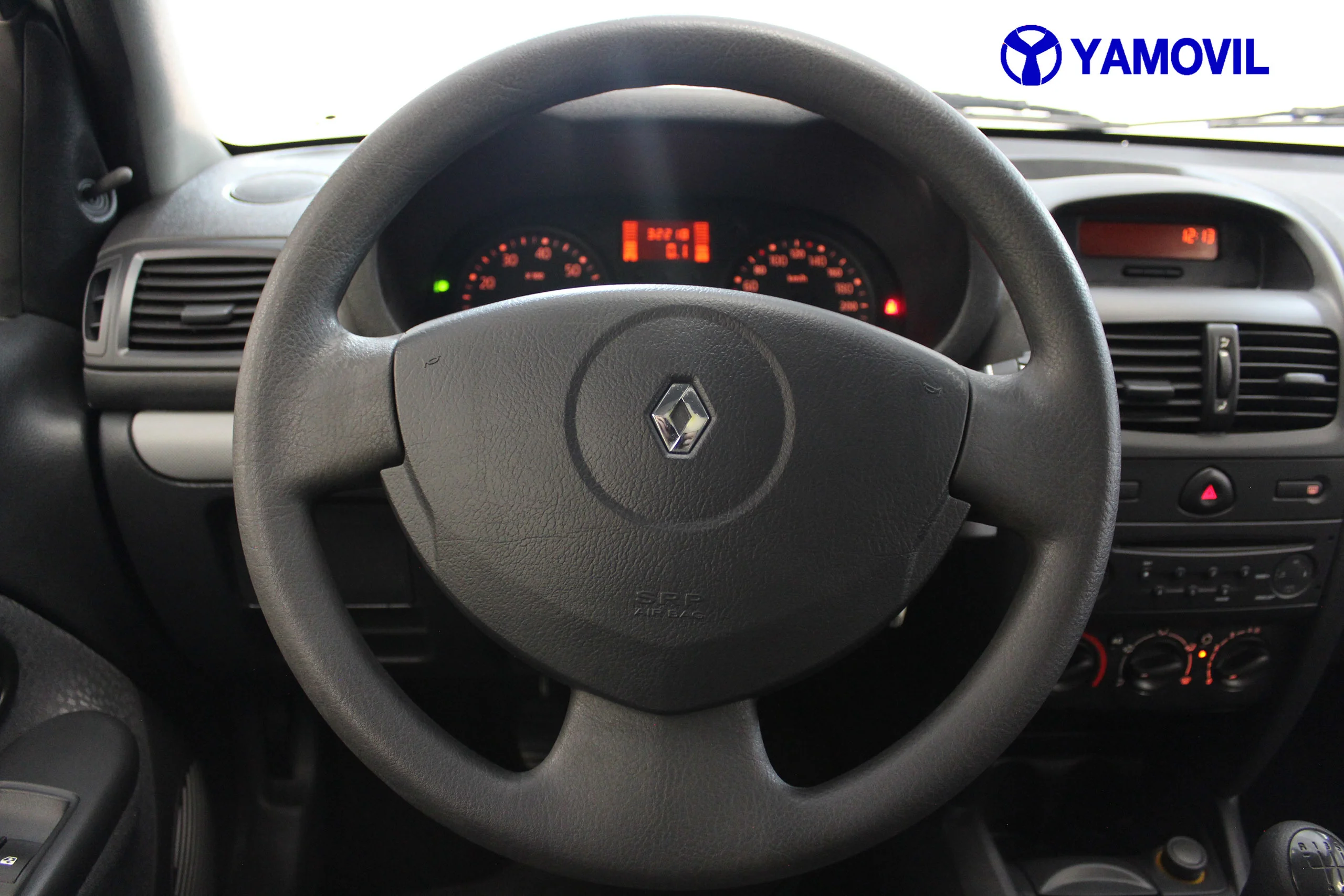 Renault Clio Campus Authentique 1.2 43 kW (60 CV) - Foto 18
