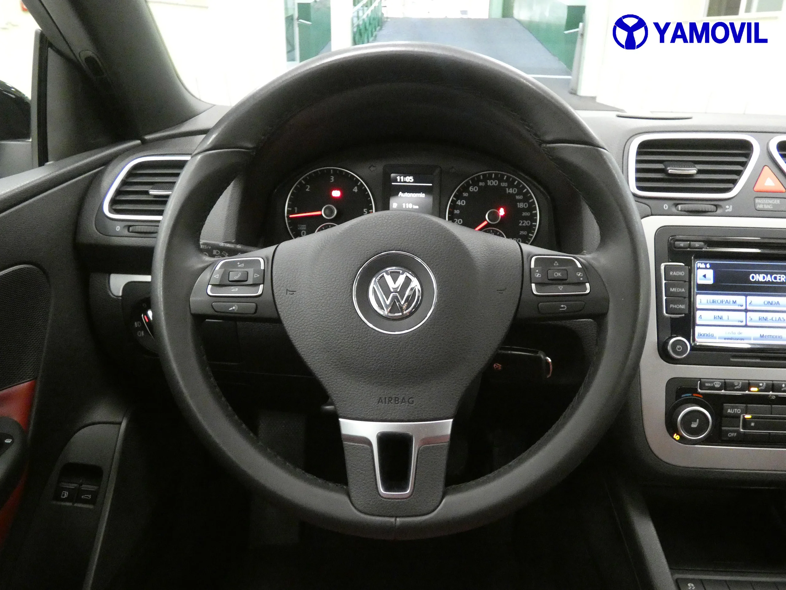 Volkswagen Eos 2.0 TDI EXCELLENCE 2P - Foto 26