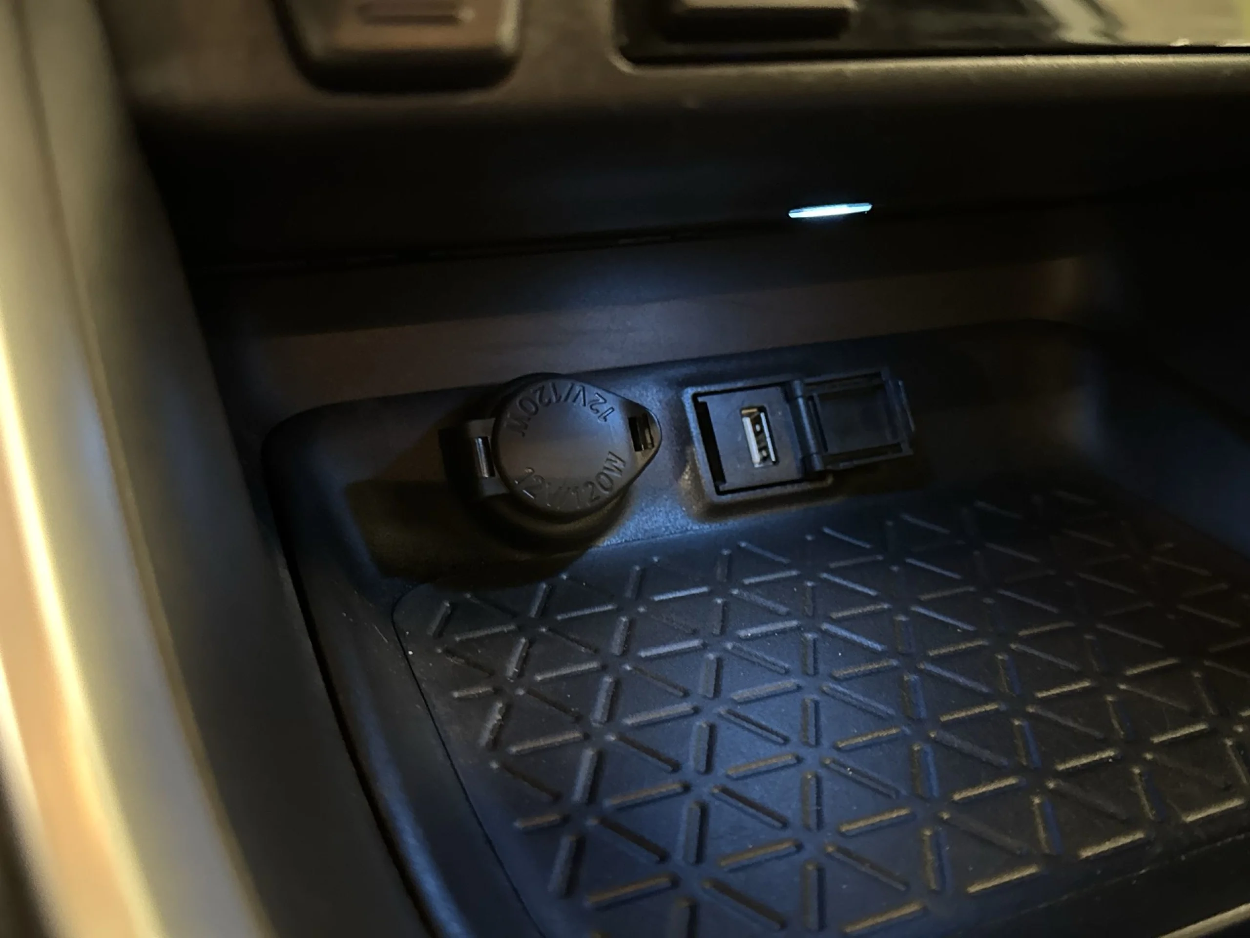 Suzuki Across 2.5 PHEV 4WD 225 kW (306 CV) - Foto 20