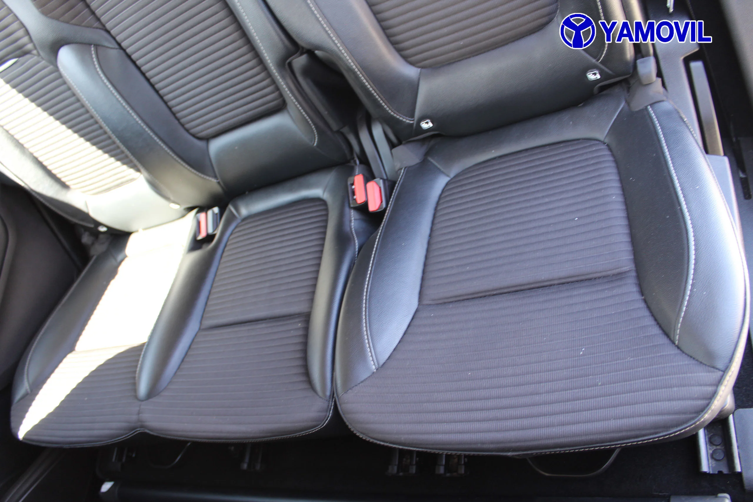 Renault Grand Scenic TCE 140CV ZEN 7 PLAZAS 5P - Foto 17