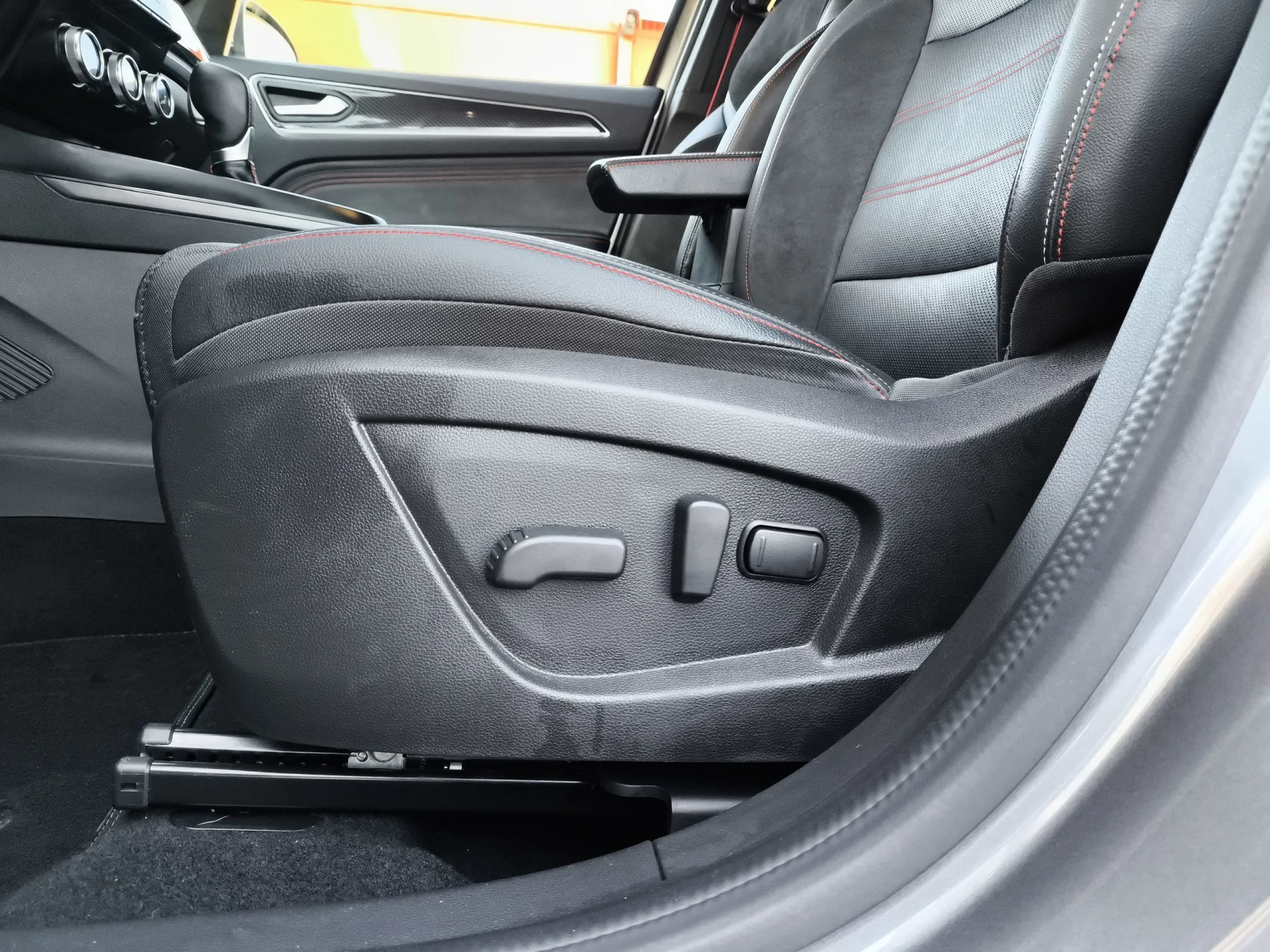 Renault Arkana RS Line TCe 103 kW (140 CV) EDC Microhíbrido - Foto 9