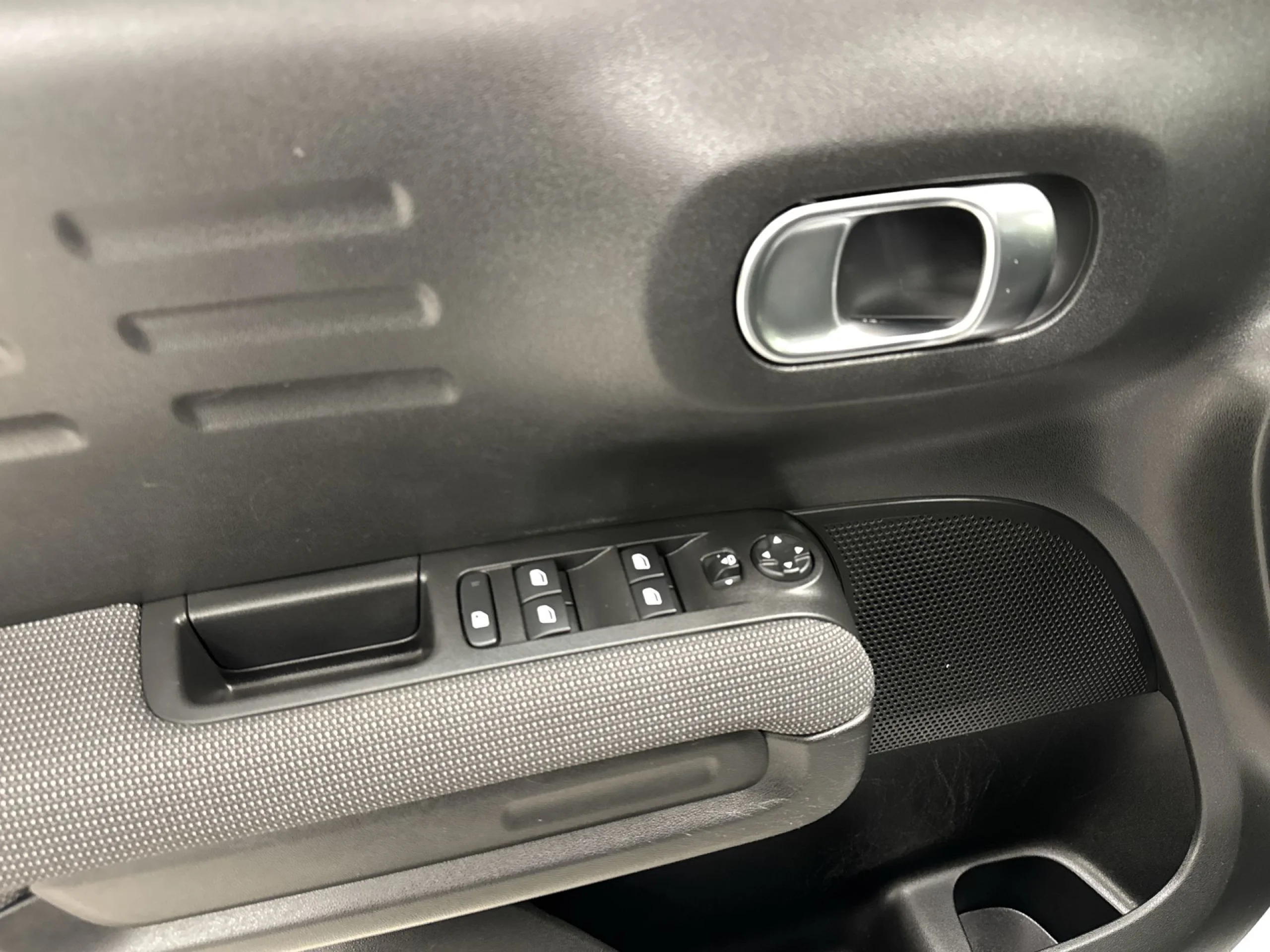 Citroen C3 Aircross BlueHDi 110 SANDS Feel 81 kW (110 CV) - Foto 10