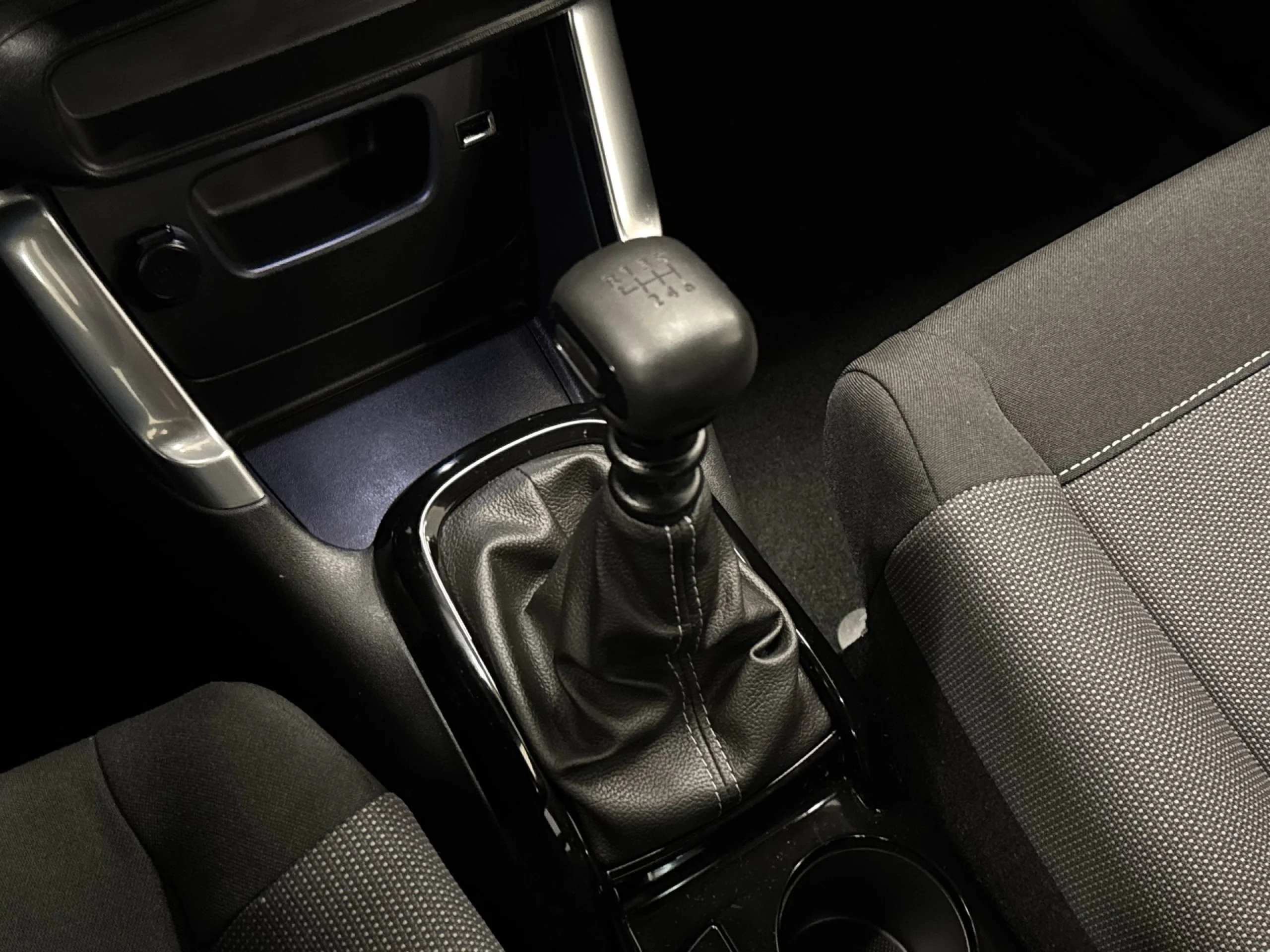 Citroen C3 Aircross BlueHDi 110 SANDS Feel 81 kW (110 CV) - Foto 19