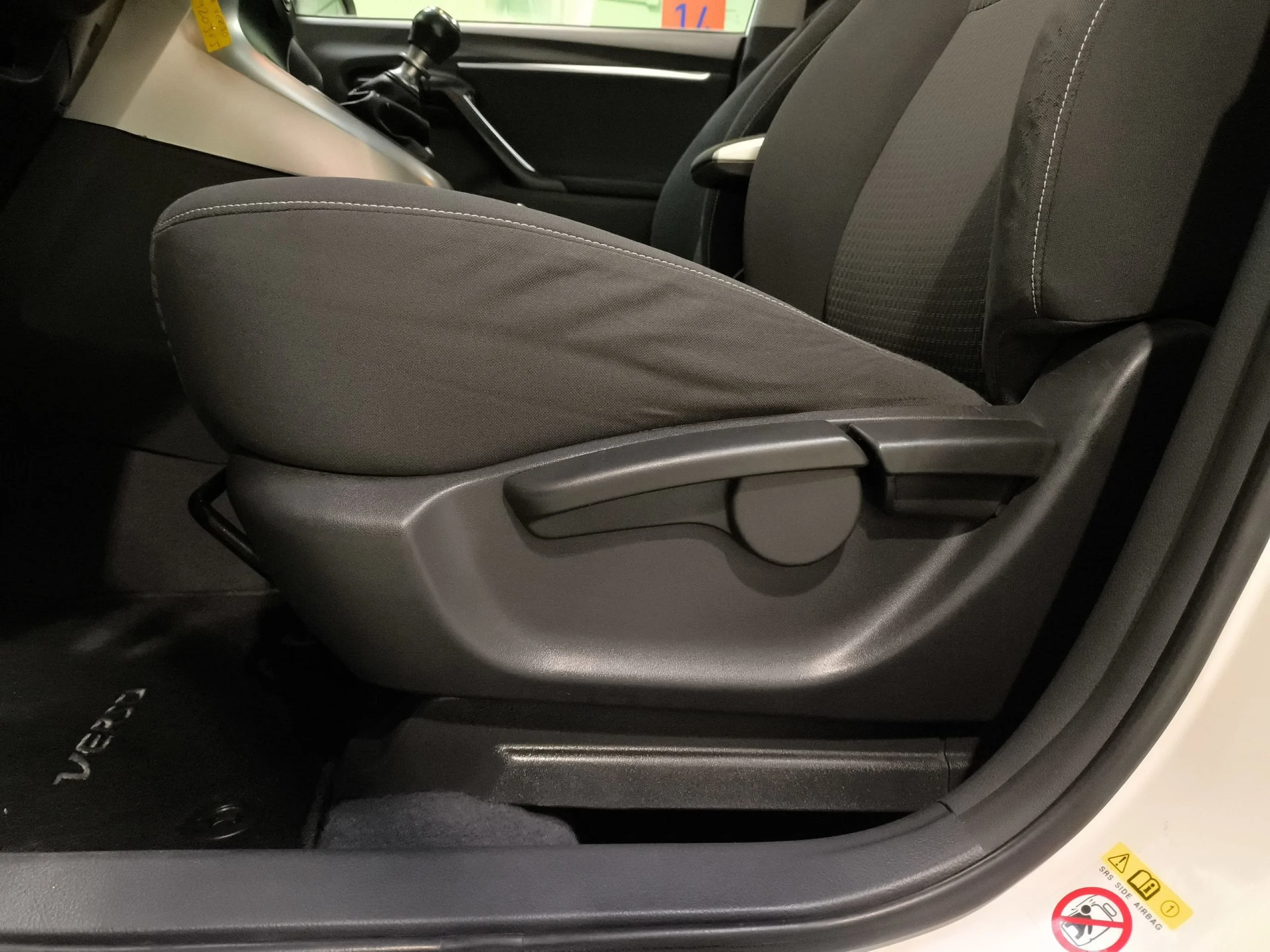 Toyota Verso 130 Advance 97 kW (132 CV) - Foto 9