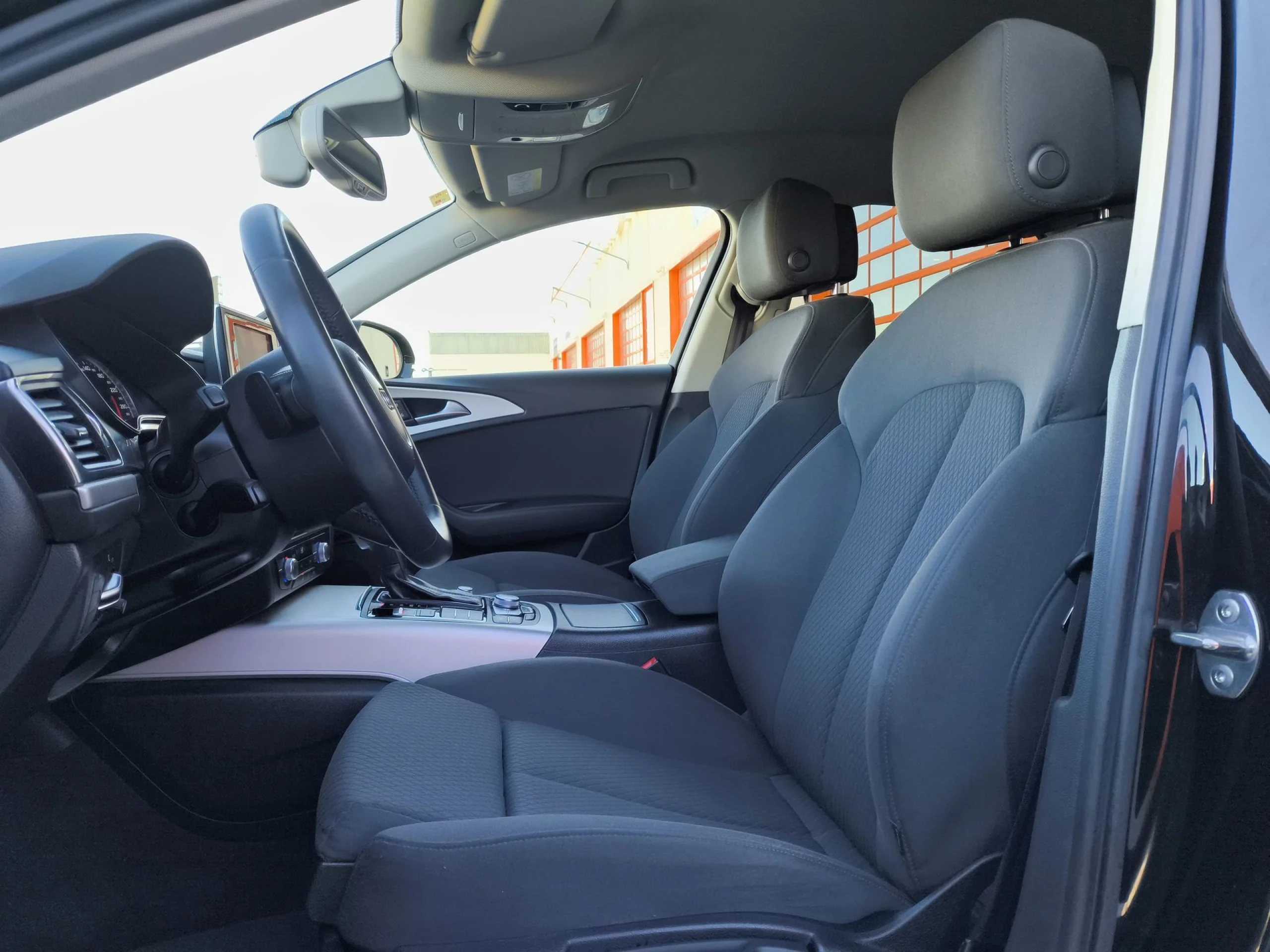 Audi A6 S line edition 2.0 TDI ultra 140 kW (190 CV) S tronic - Foto 8