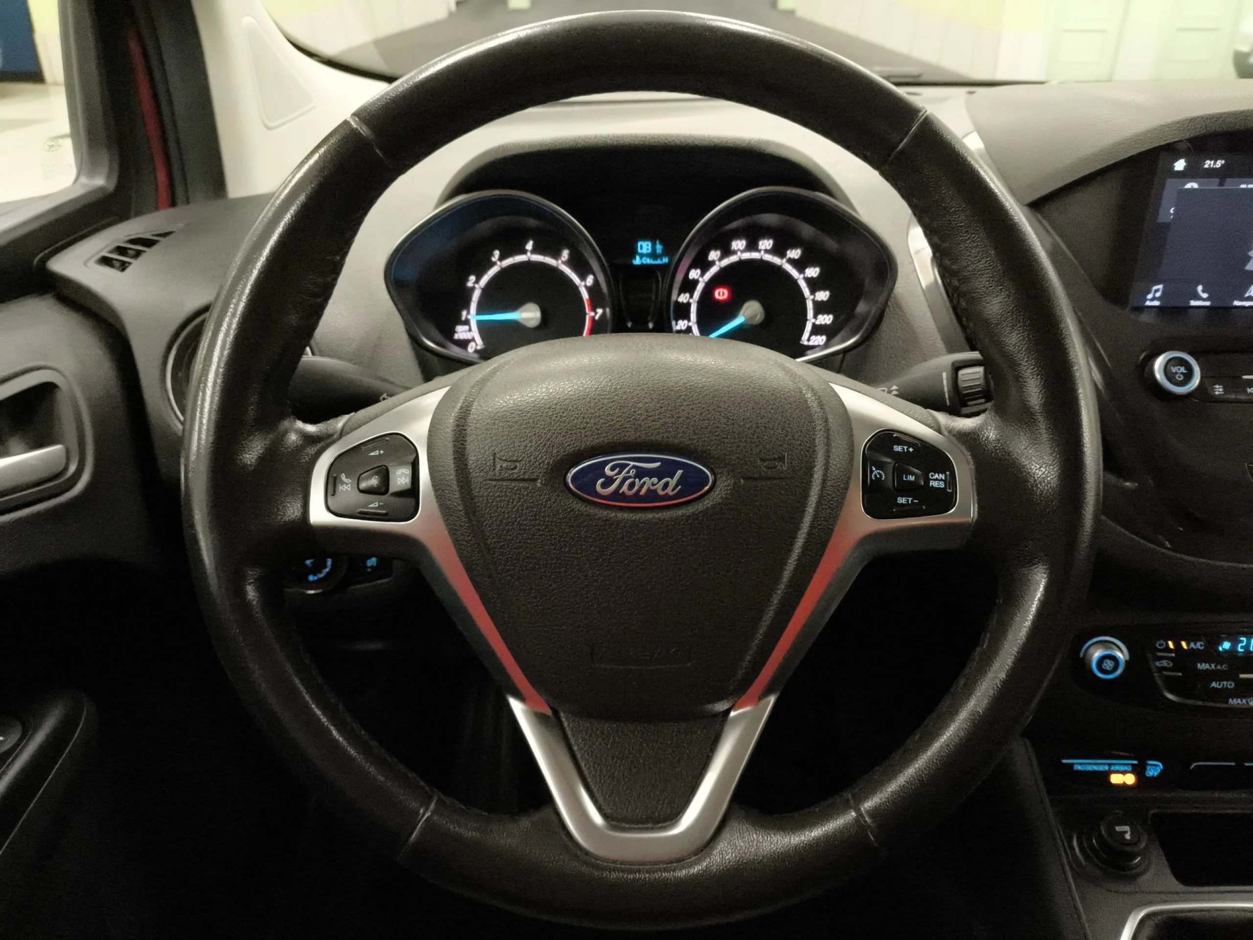 Ford Tourneo Courier 1.0 EcoBoost Titanium 74 kW (100 CV) - Foto 13