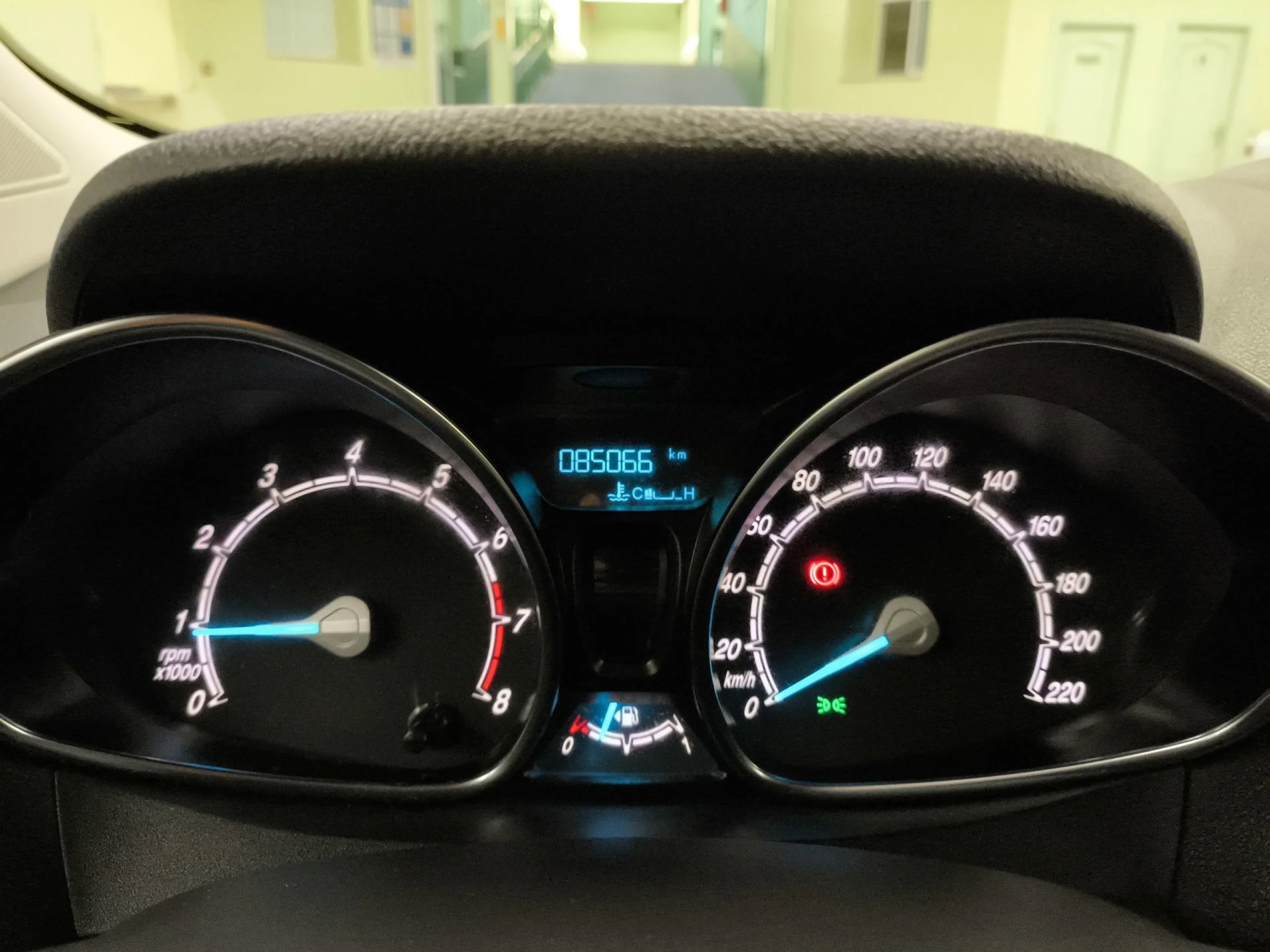 Ford Tourneo Courier 1.0 EcoBoost Titanium 74 kW (100 CV) - Foto 18