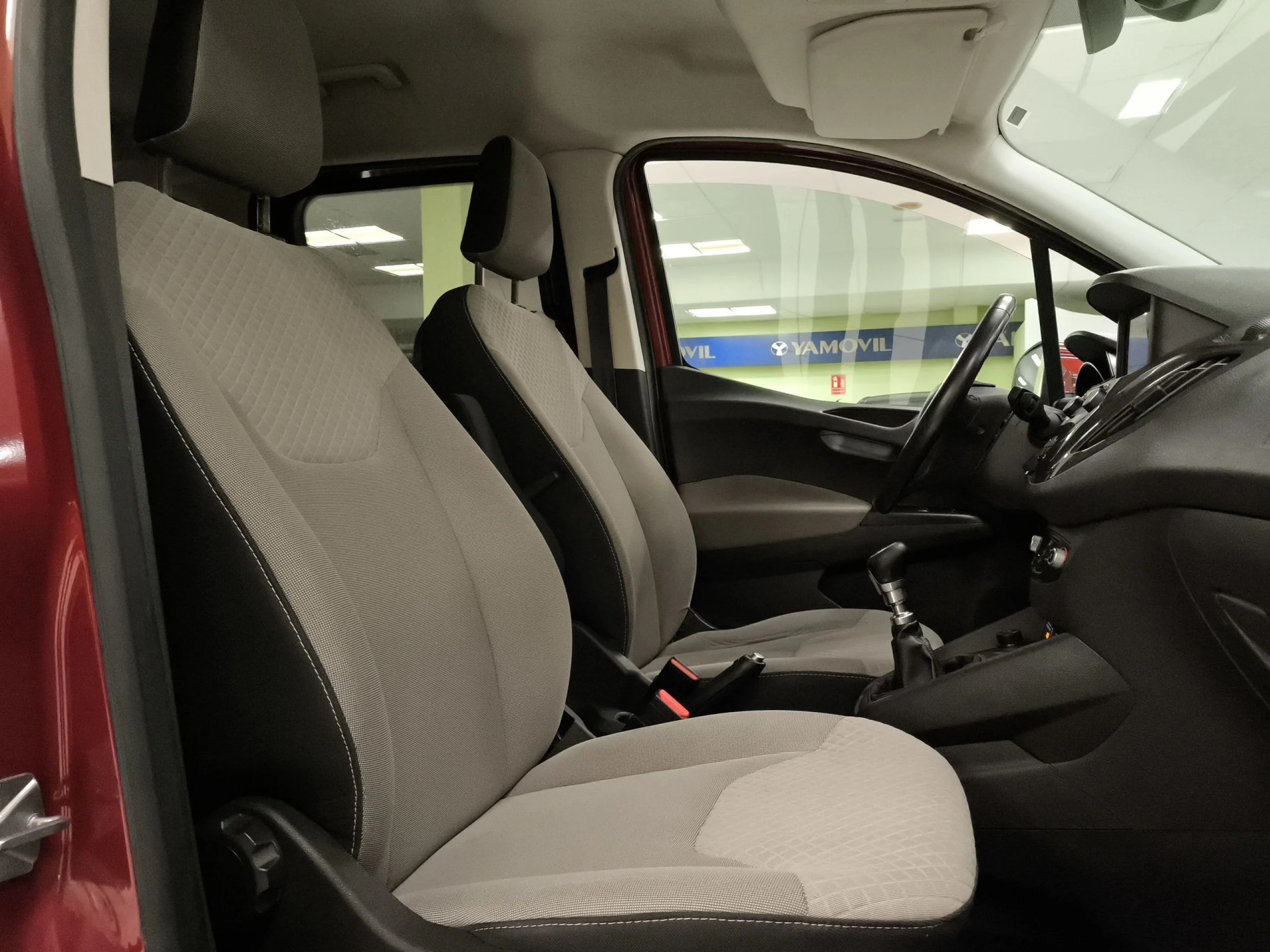 Ford Tourneo Courier 1.0 EcoBoost Titanium 74 kW (100 CV) - Foto 29