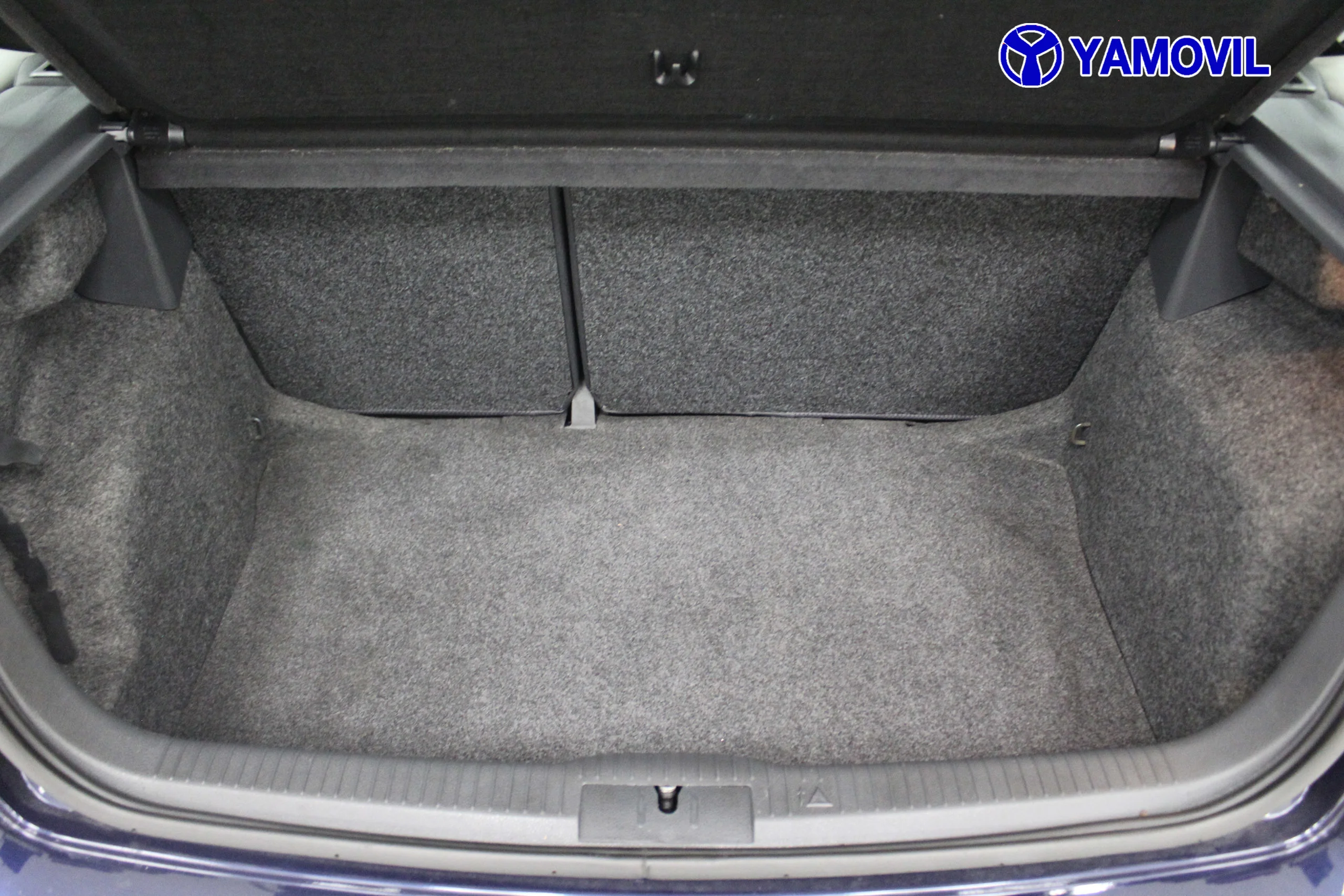 Volkswagen Polo Trendline 1.4 55 kW (75 CV) - Foto 7