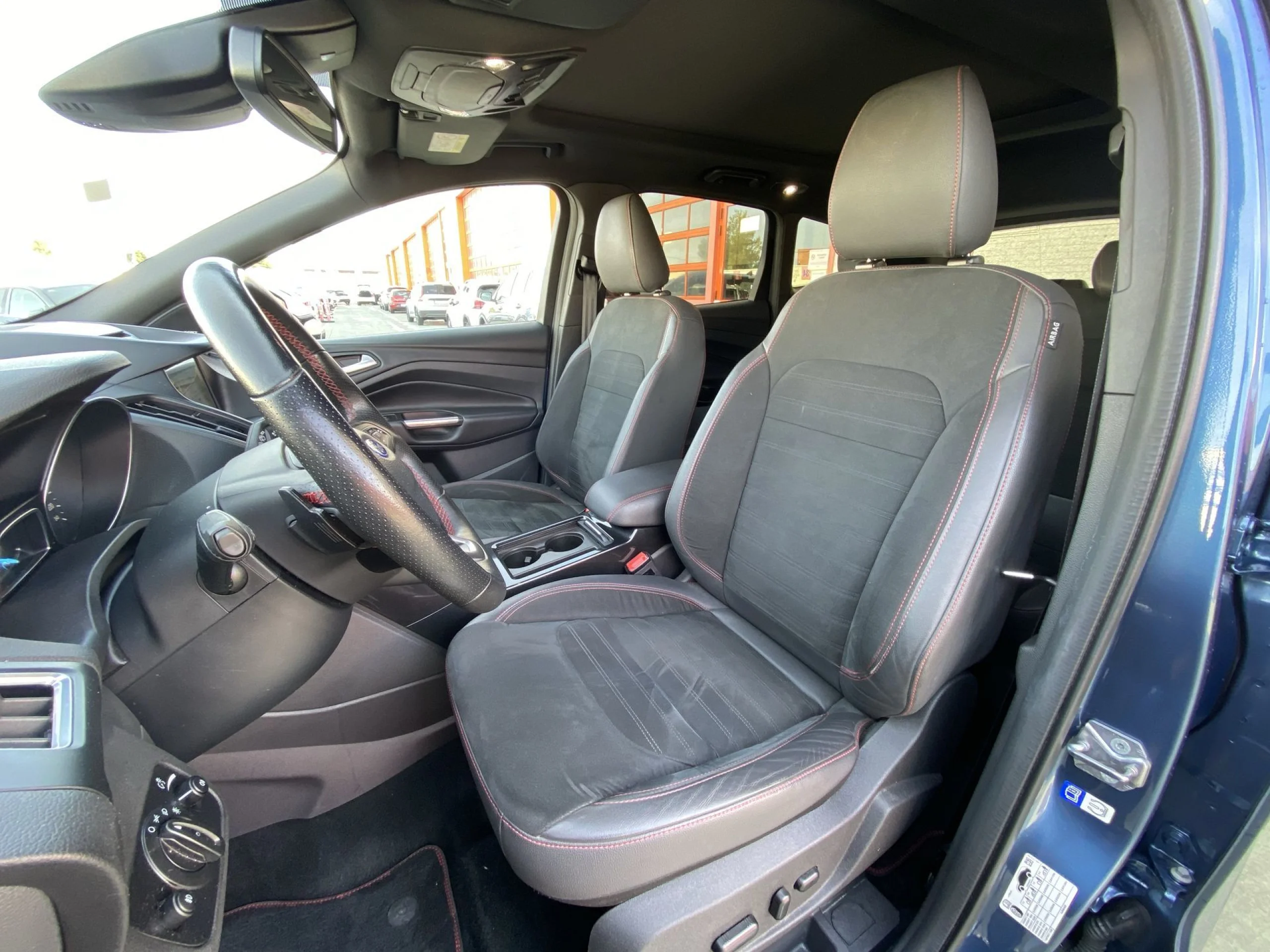 Ford Kuga 1.5 EcoBoost ST-Line 4x4 Auto 129 kW (176 CV) - Foto 8