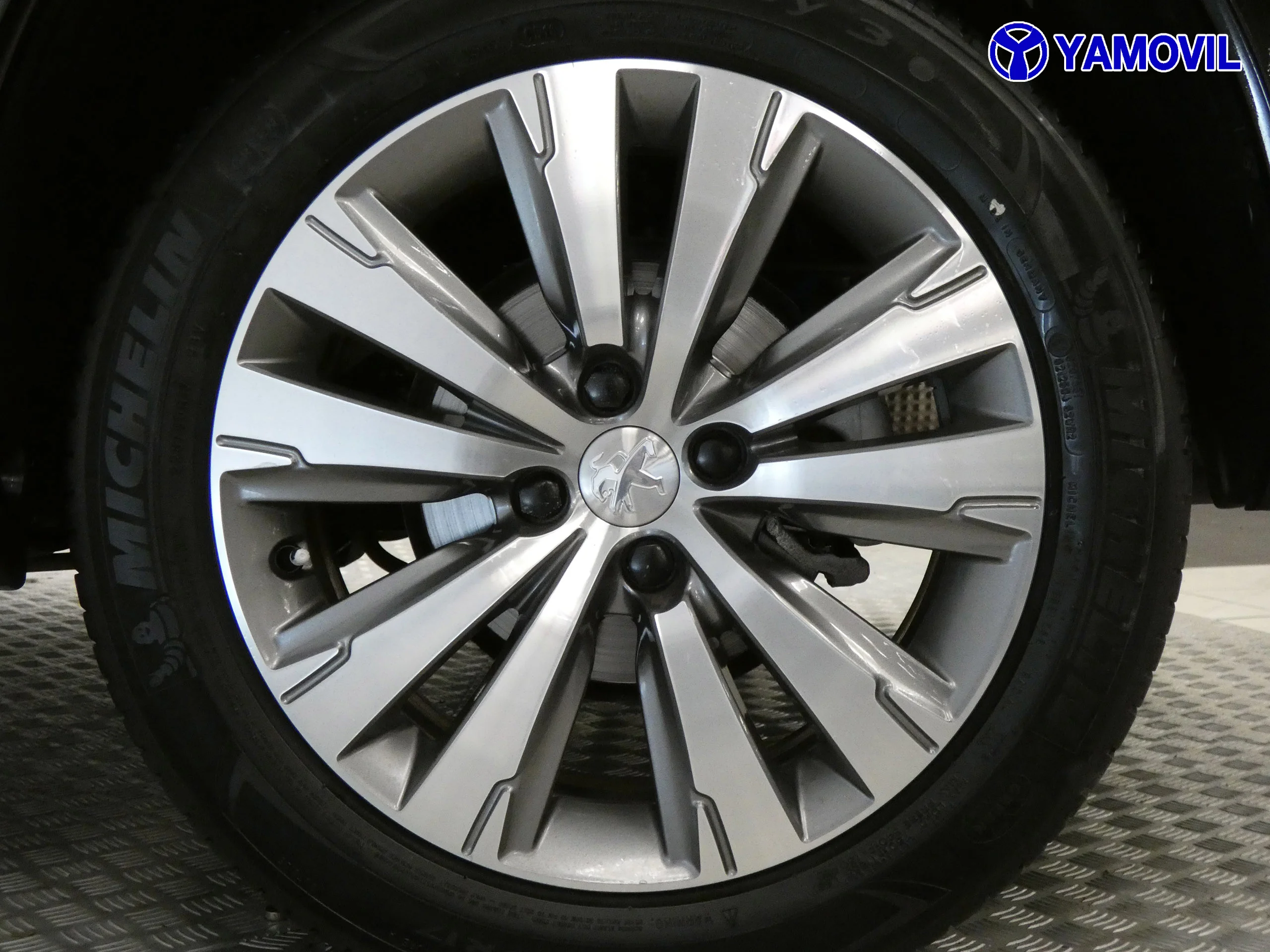 Peugeot 3008 1.2I STYLE 5P - Foto 11