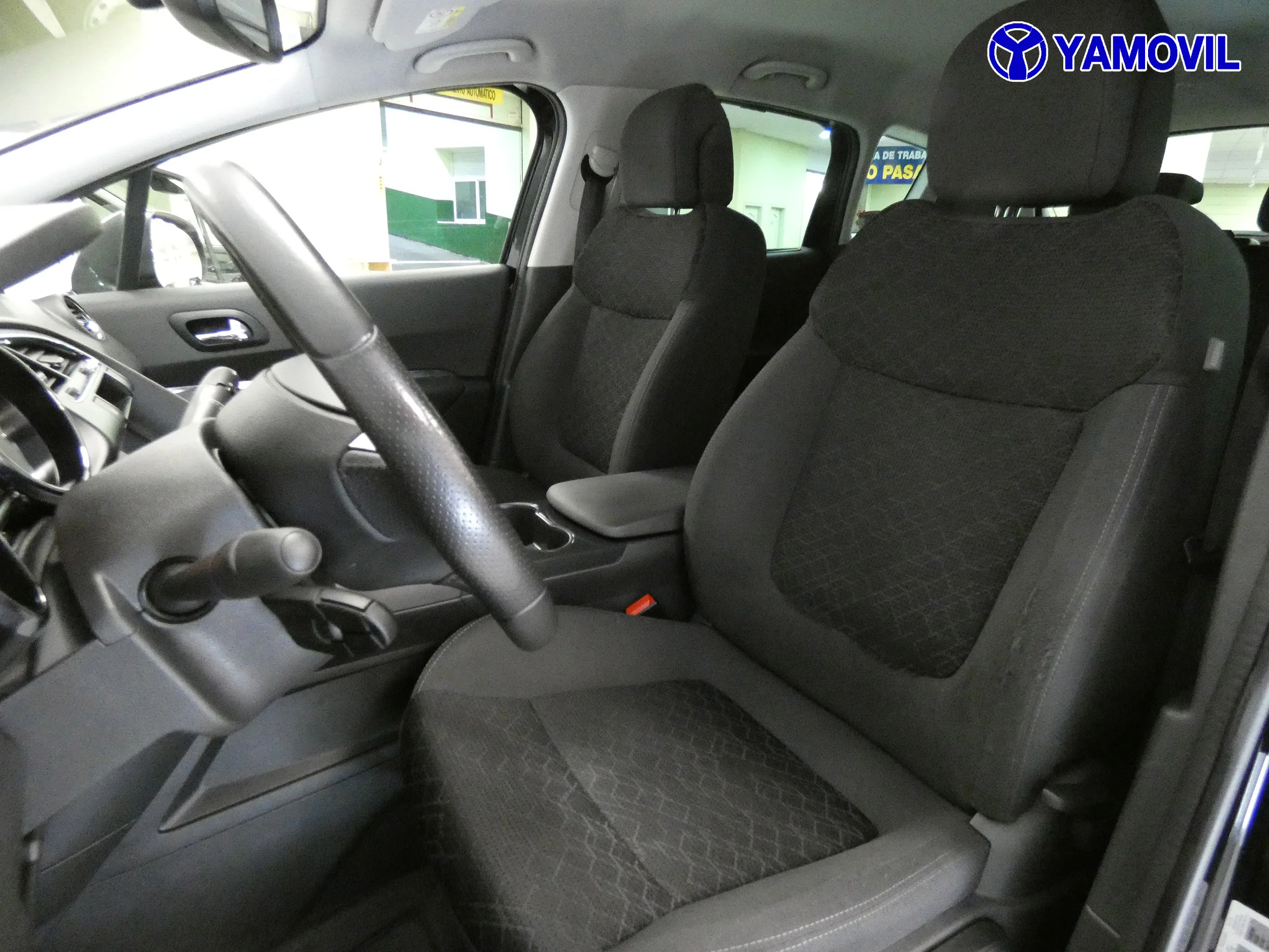 Peugeot 3008 1.2I STYLE 5P - Foto 13
