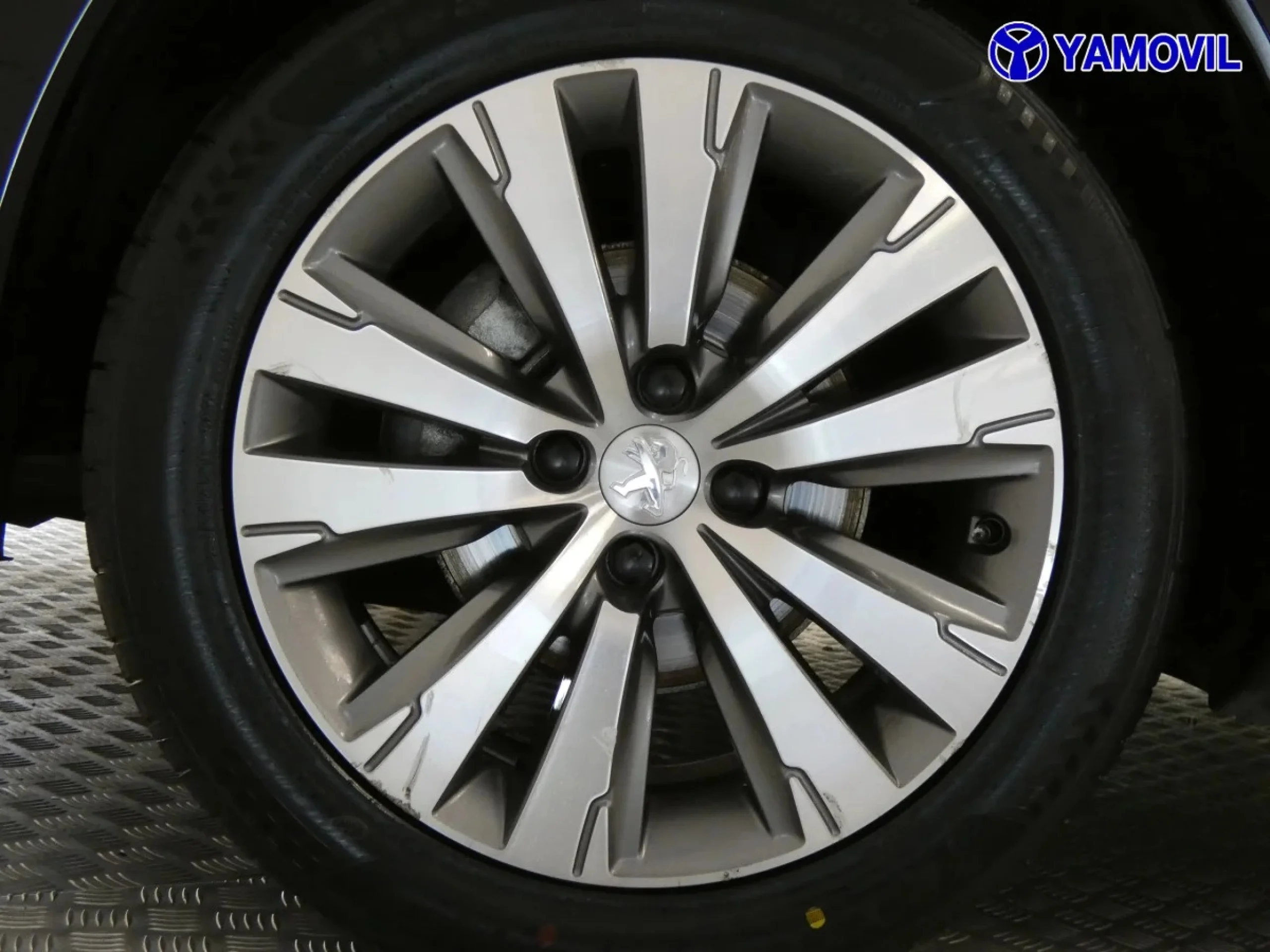 Peugeot 3008 1.2 PureTech Style 96 kW (130 CV) - Foto 12