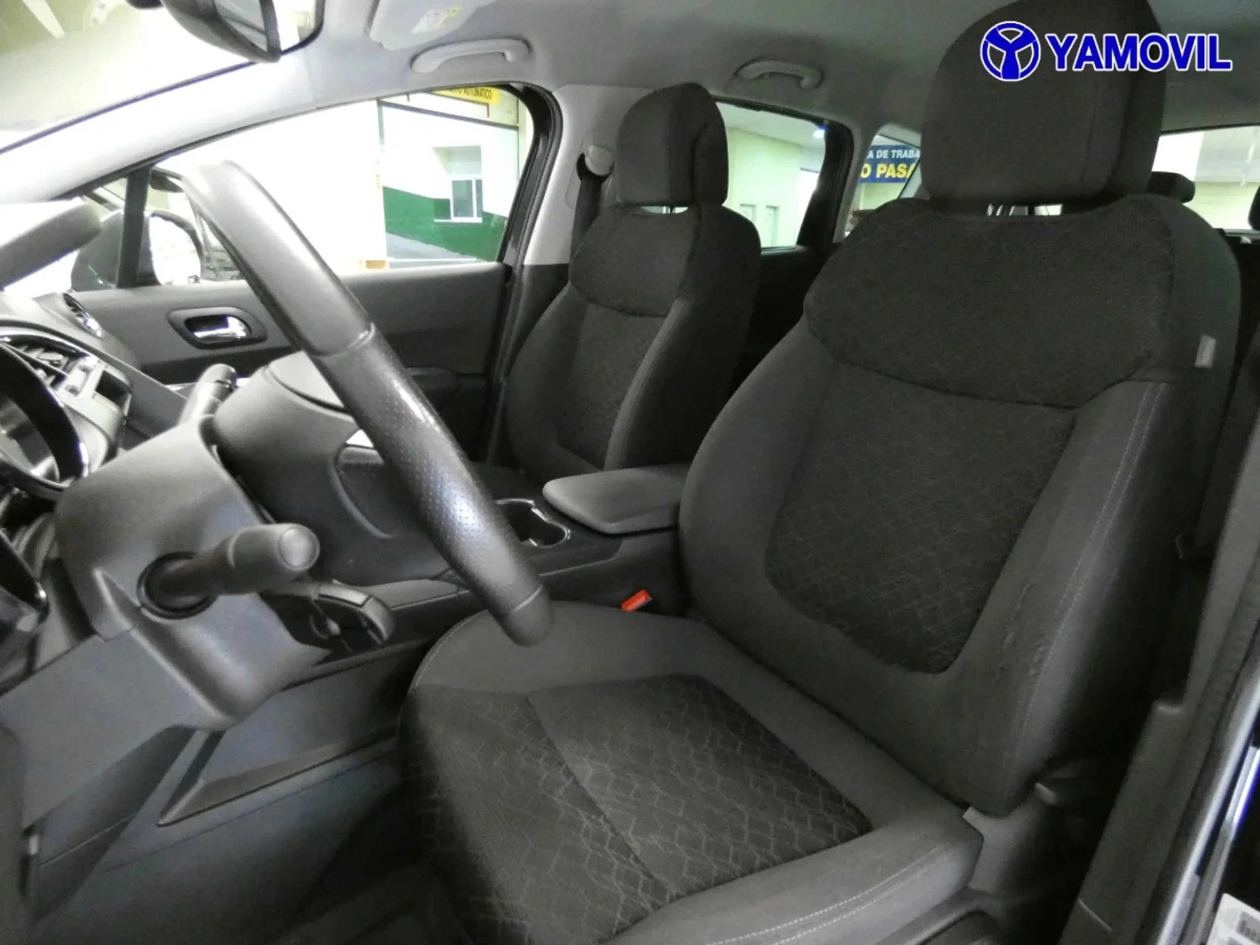 Peugeot 3008 1.2 PureTech Style 96 kW (130 CV) - Foto 13