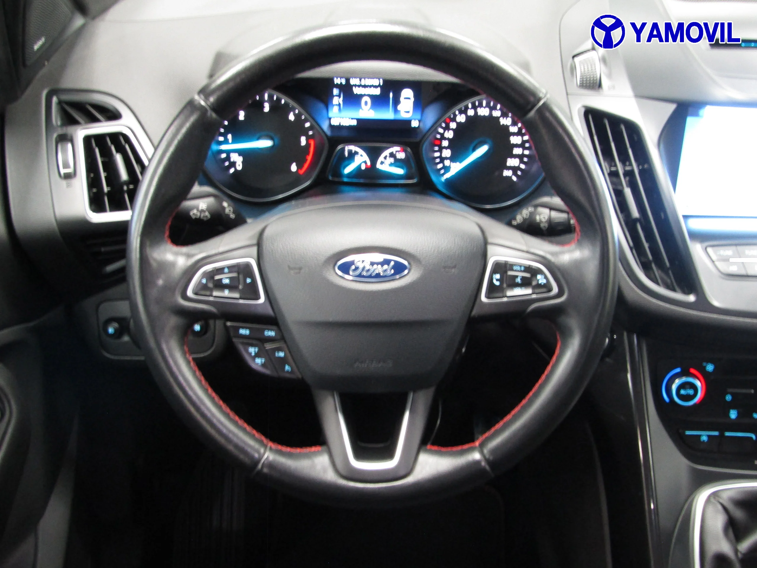 Ford Kuga 2.0 TDCI 4X2 ASS ST-LINE  5P - Foto 18