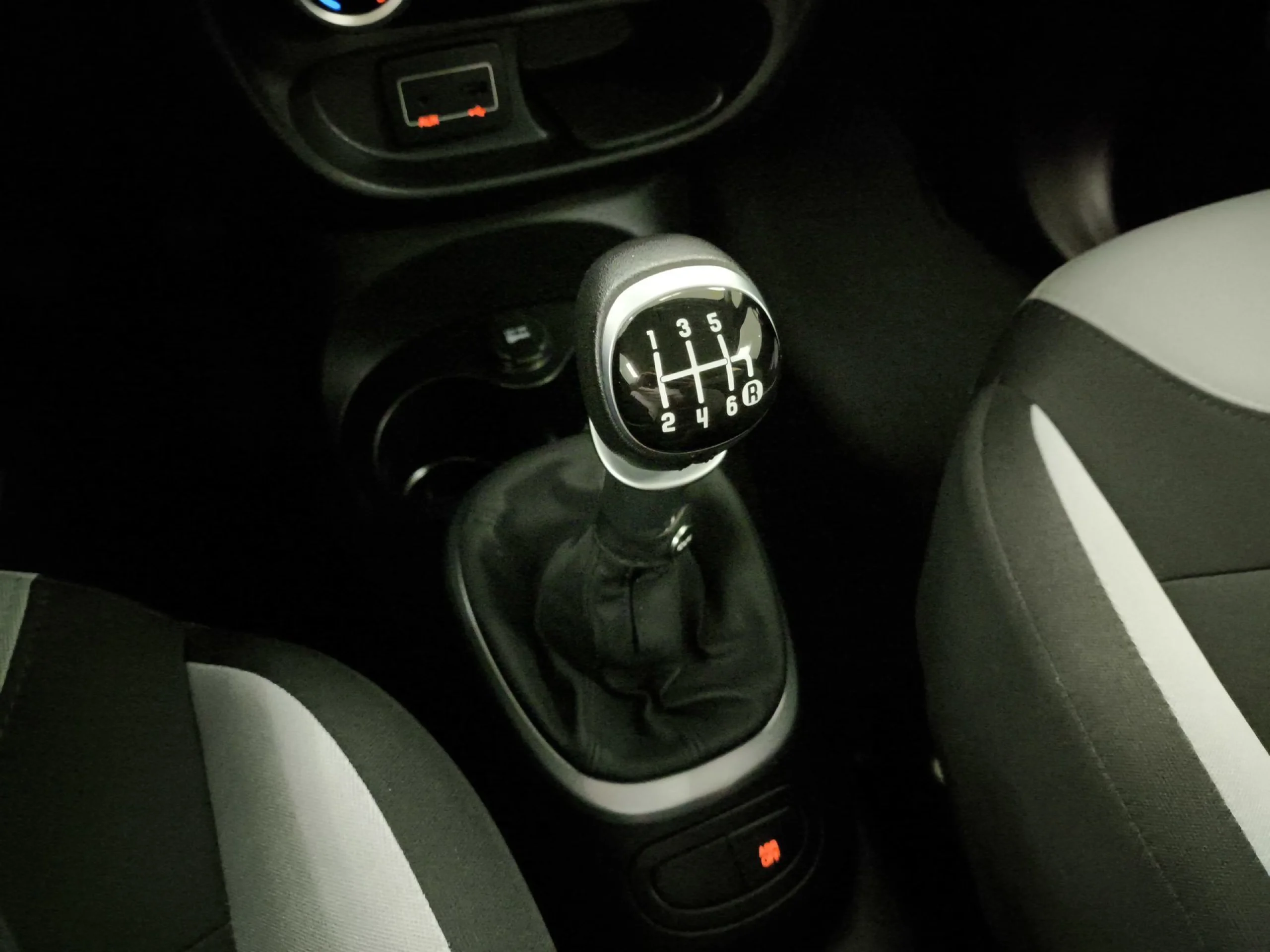 Fiat 500L 1.4 Lounge 70 kW (95 CV) - Foto 15