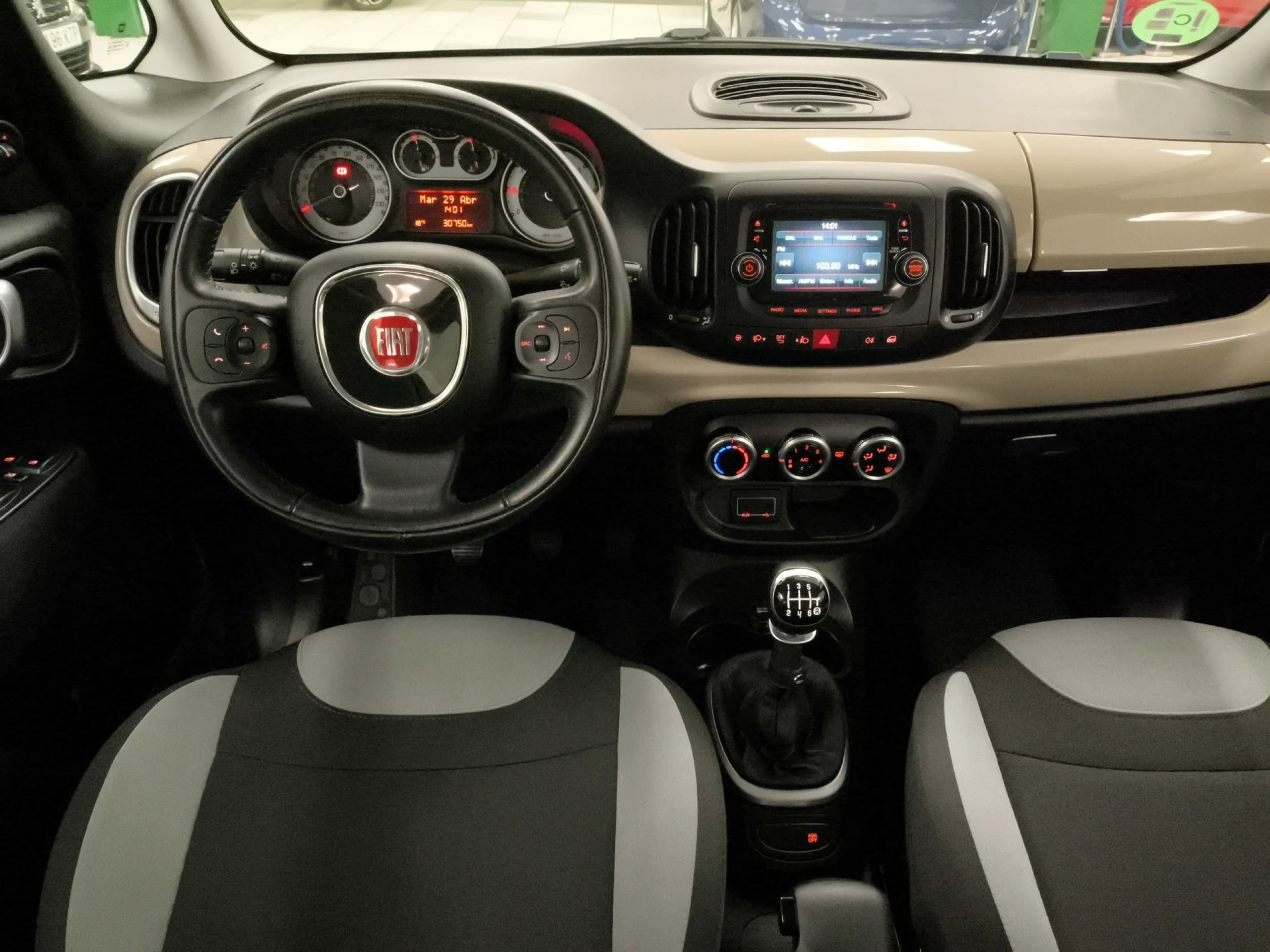 Fiat 500L 1.4 Lounge 70 kW (95 CV) - Foto 16