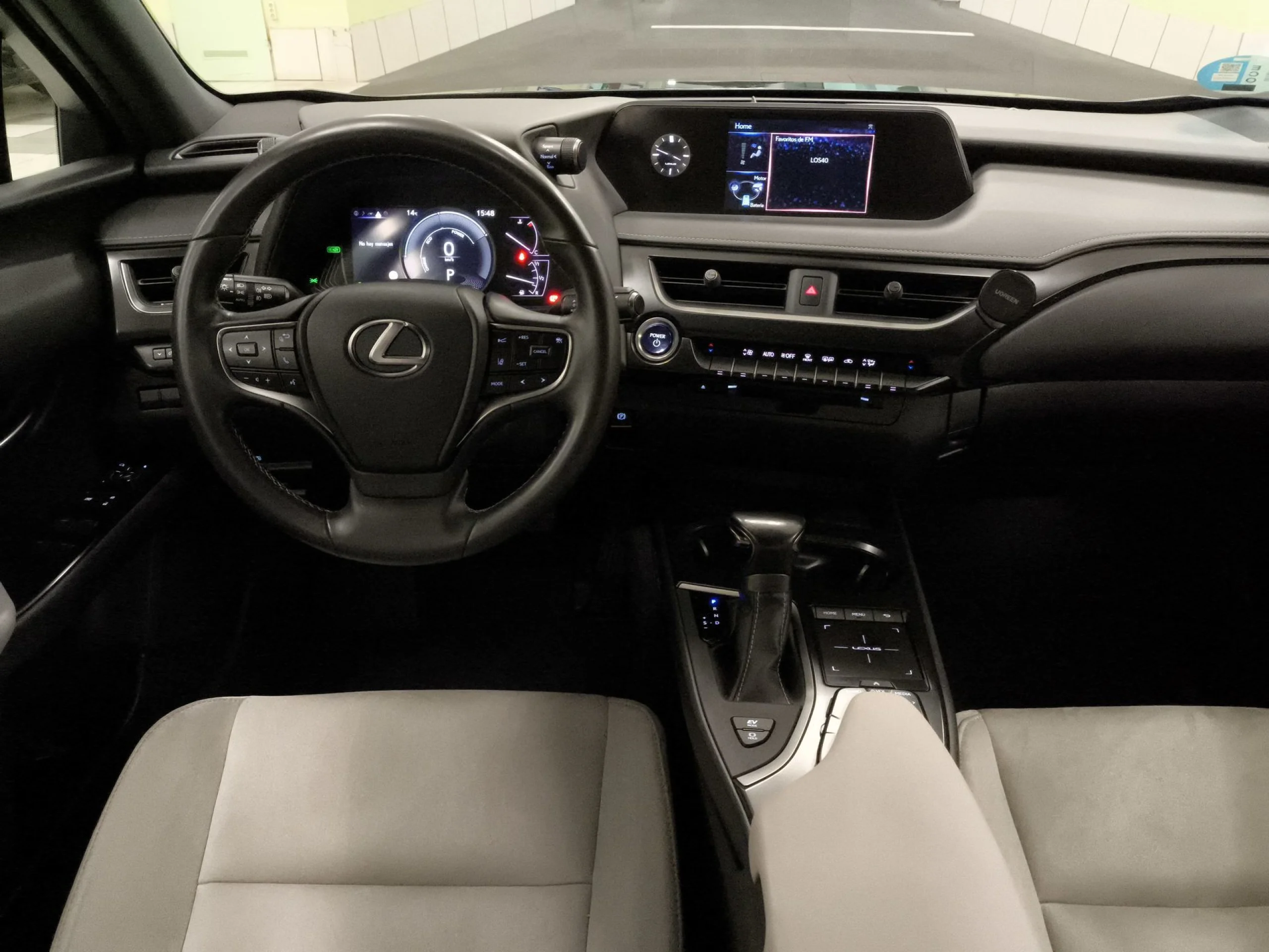 Lexus Ux 250h Premium 135 kW (184 CV) - Foto 17
