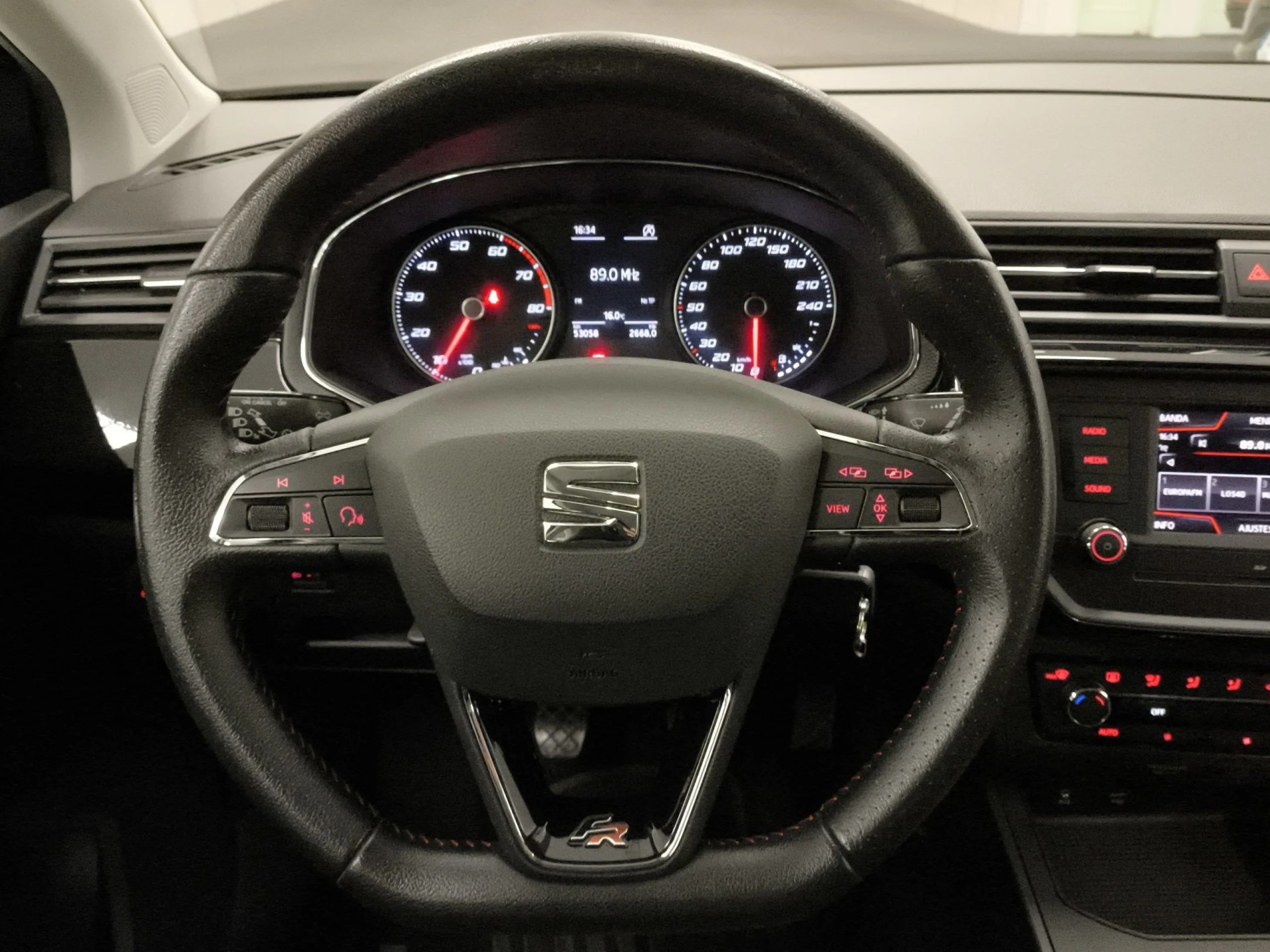 Seat Ibiza 1.0 EcoTSI SANDS FR 85 kW (115 CV) - Foto 11