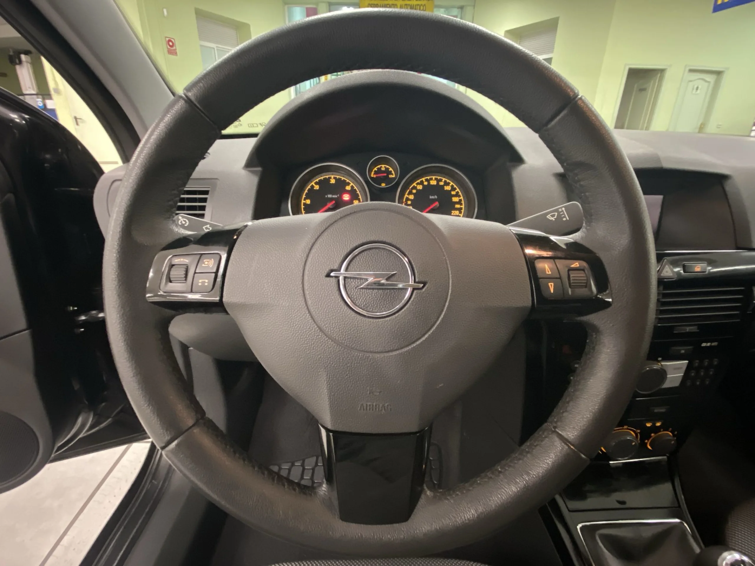 Opel Astra 1.7 CDTI 111Years 81 kW (110 CV) - Foto 11