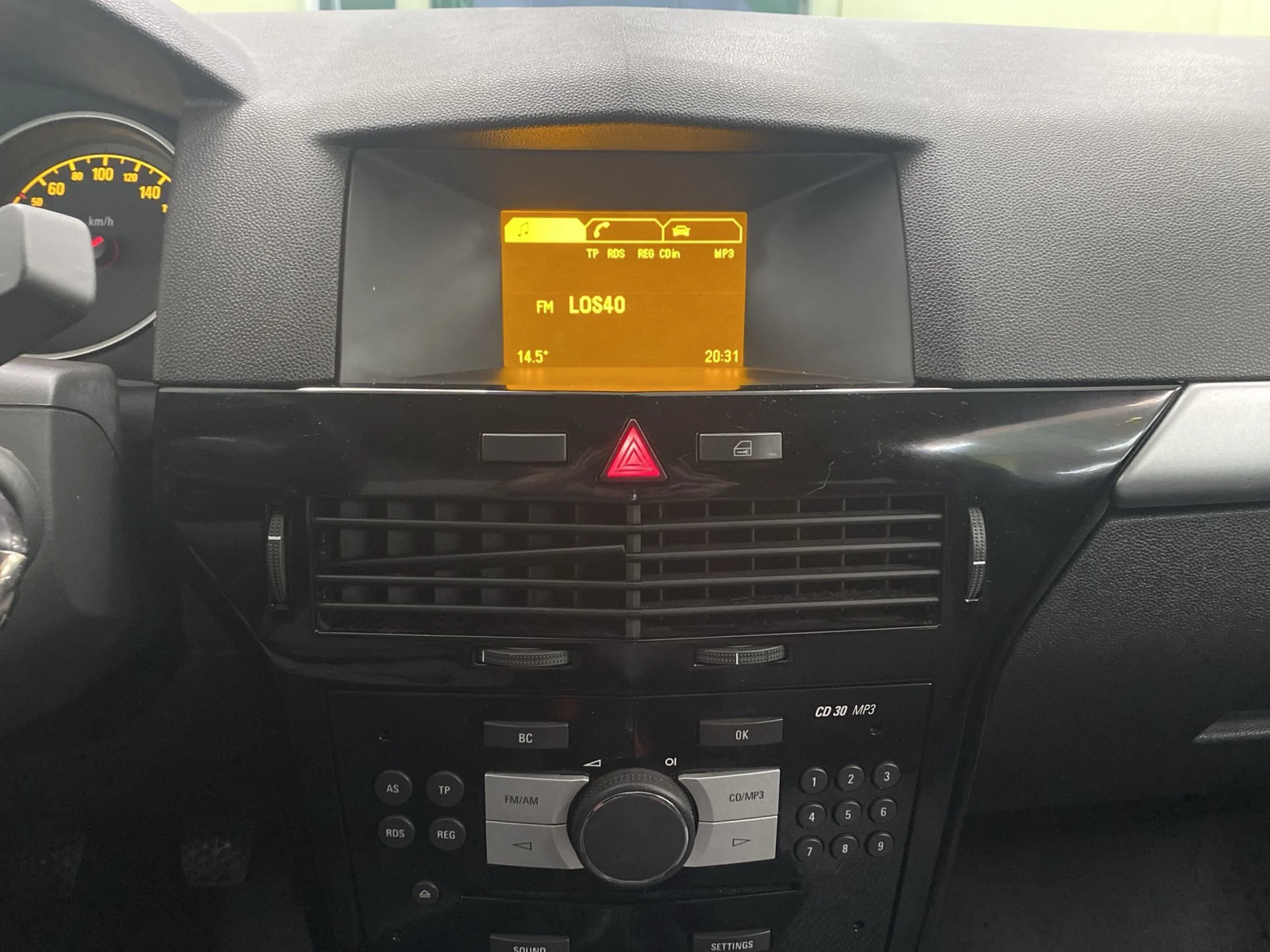 Opel Astra 1.7 CDTI 111Years 81 kW (110 CV) - Foto 13