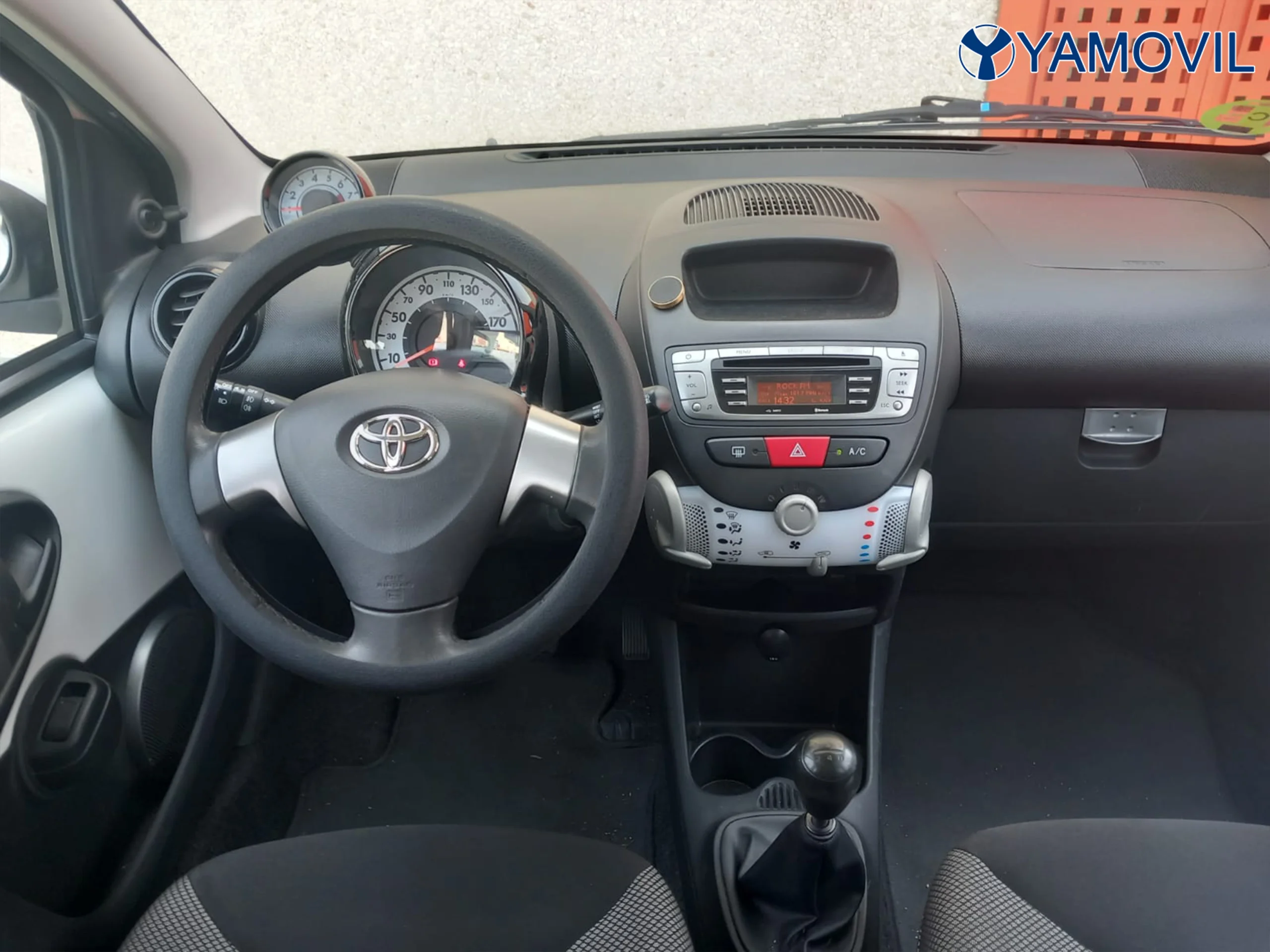 Toyota Aygo 1.0 VVT-i Live 50 kW (68 CV) - Foto 5