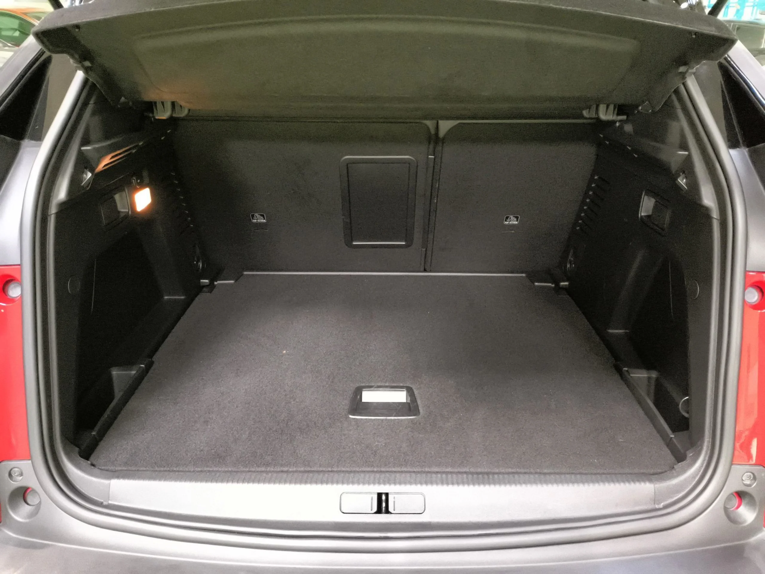 Peugeot 3008 BlueHDi 130 SANDS Allure Pack 96 kW (130 CV) - Foto 20