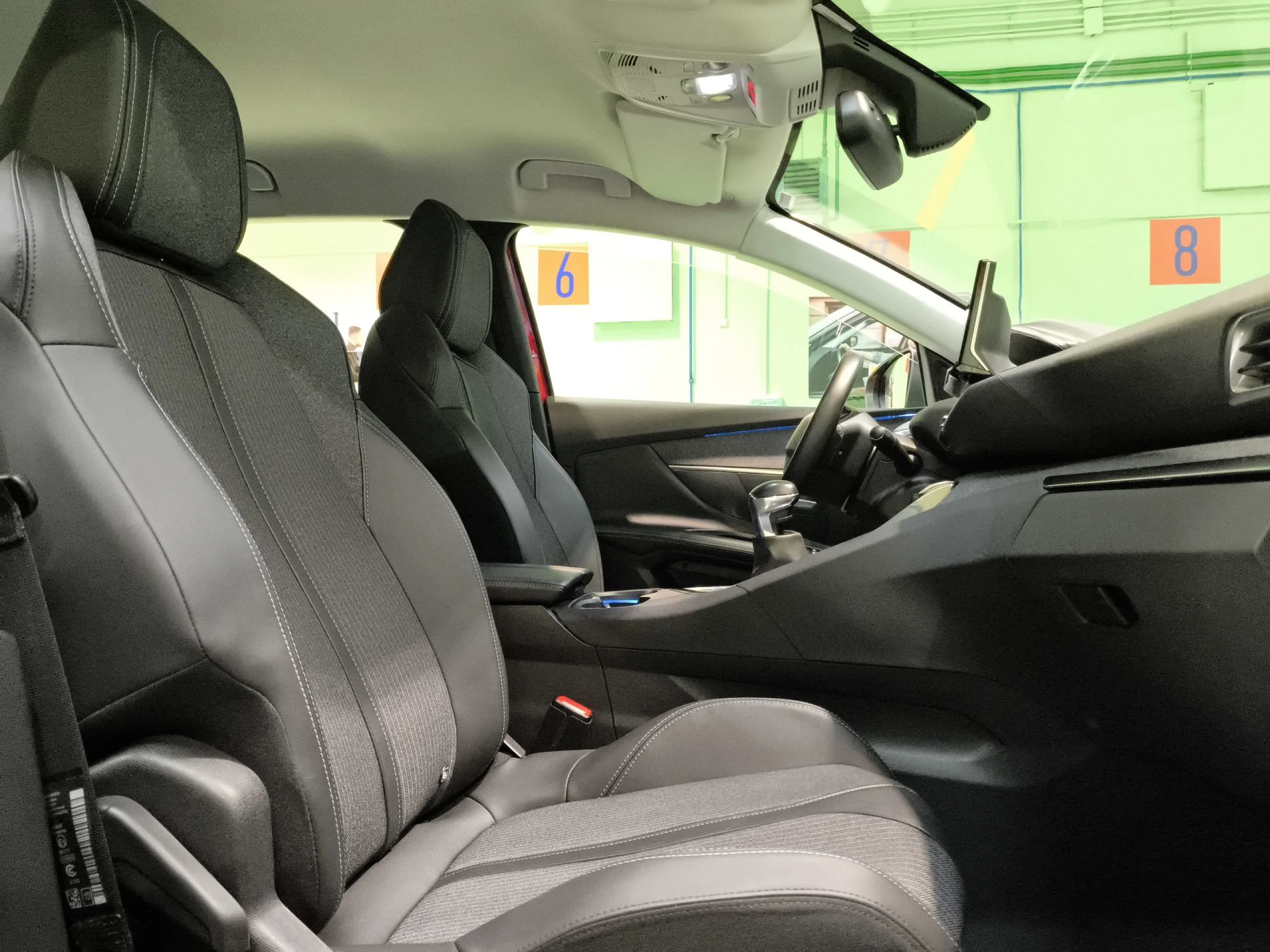Peugeot 3008 BlueHDi 130 SANDS Allure Pack 96 kW (130 CV) - Foto 21