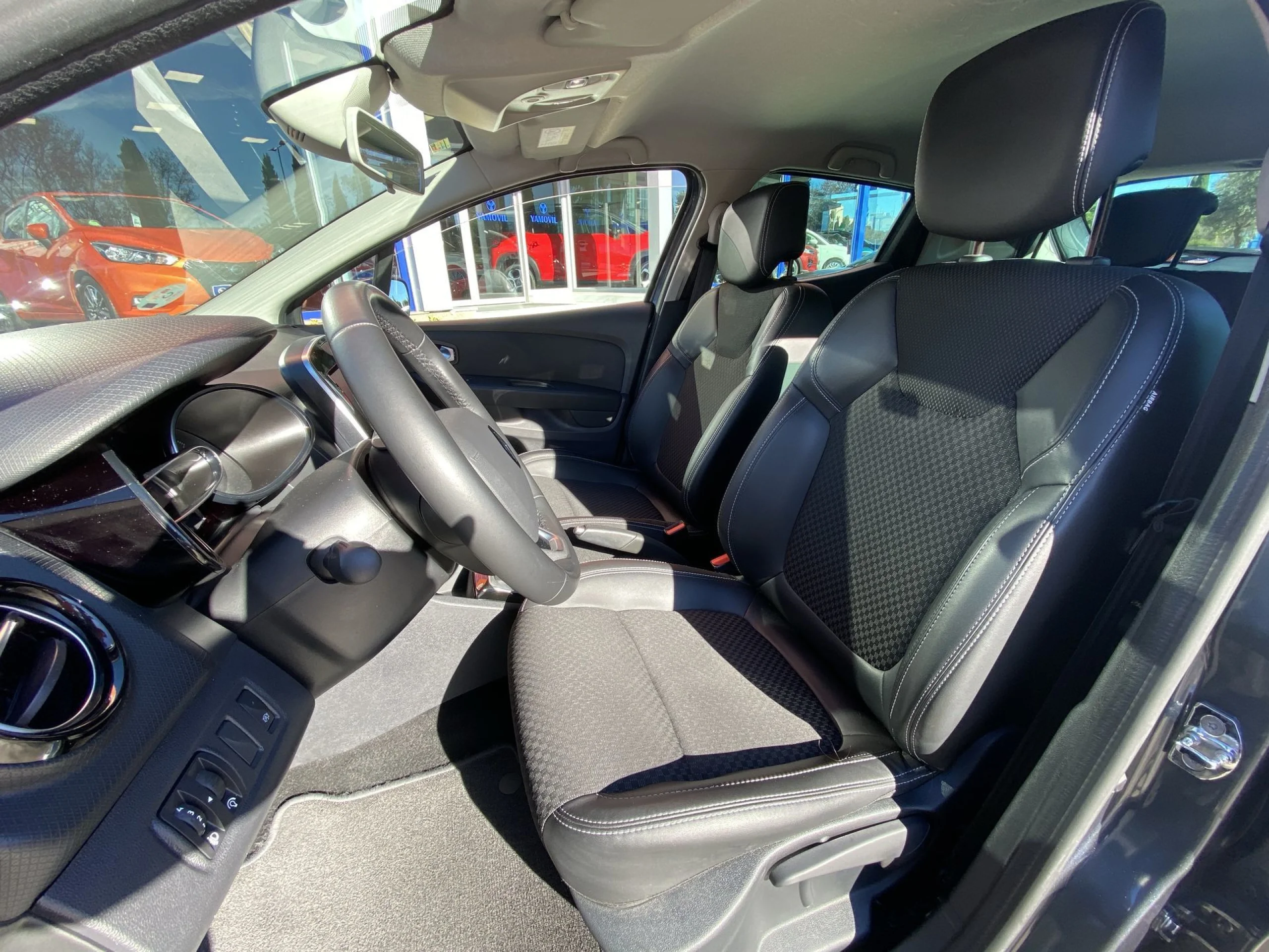 Renault Clio Zen dCi 66 kW (90 CV) EDC - Foto 8