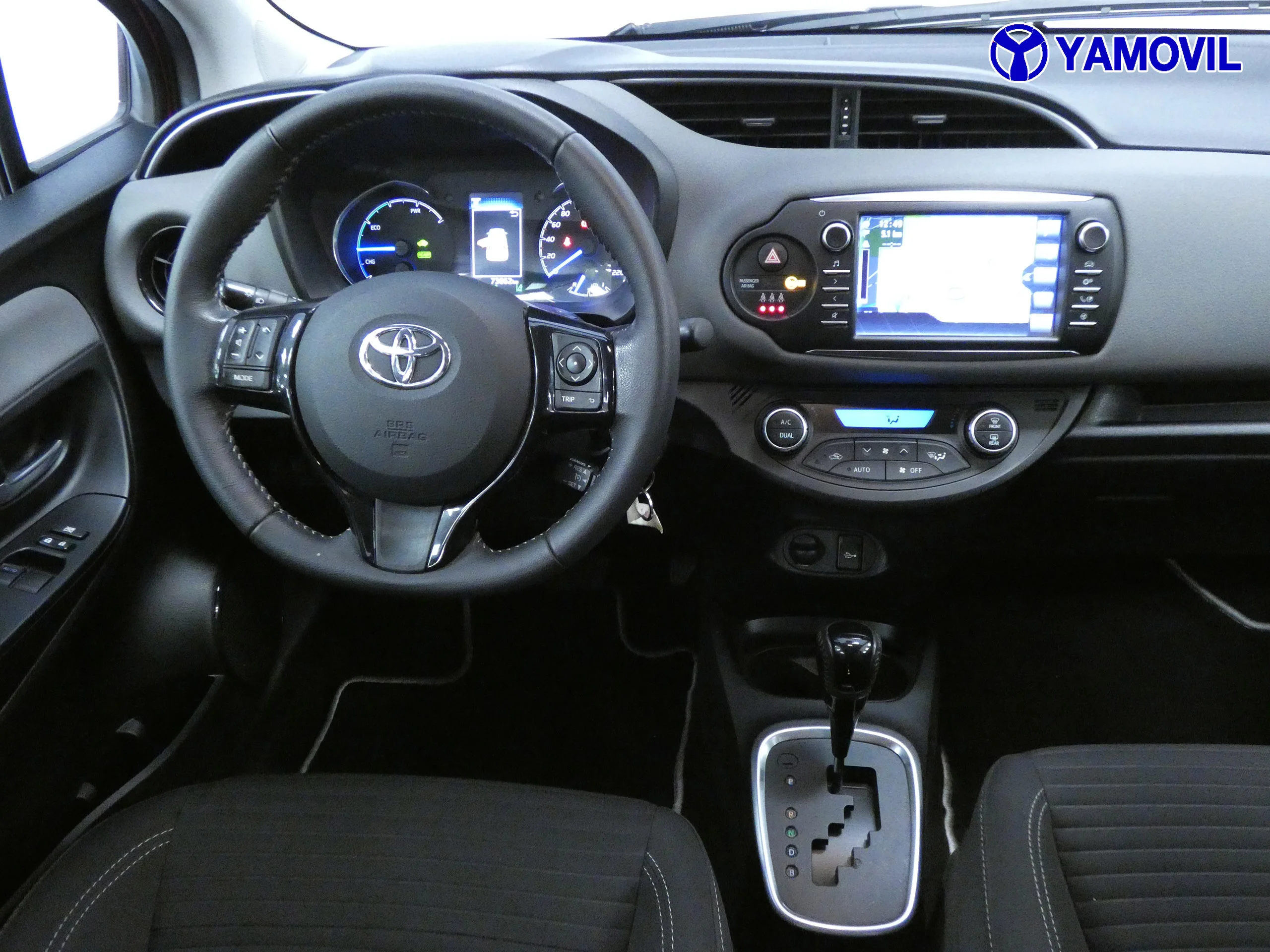 Toyota Yaris 1.5 HYBRID ACTIVE - Foto 17