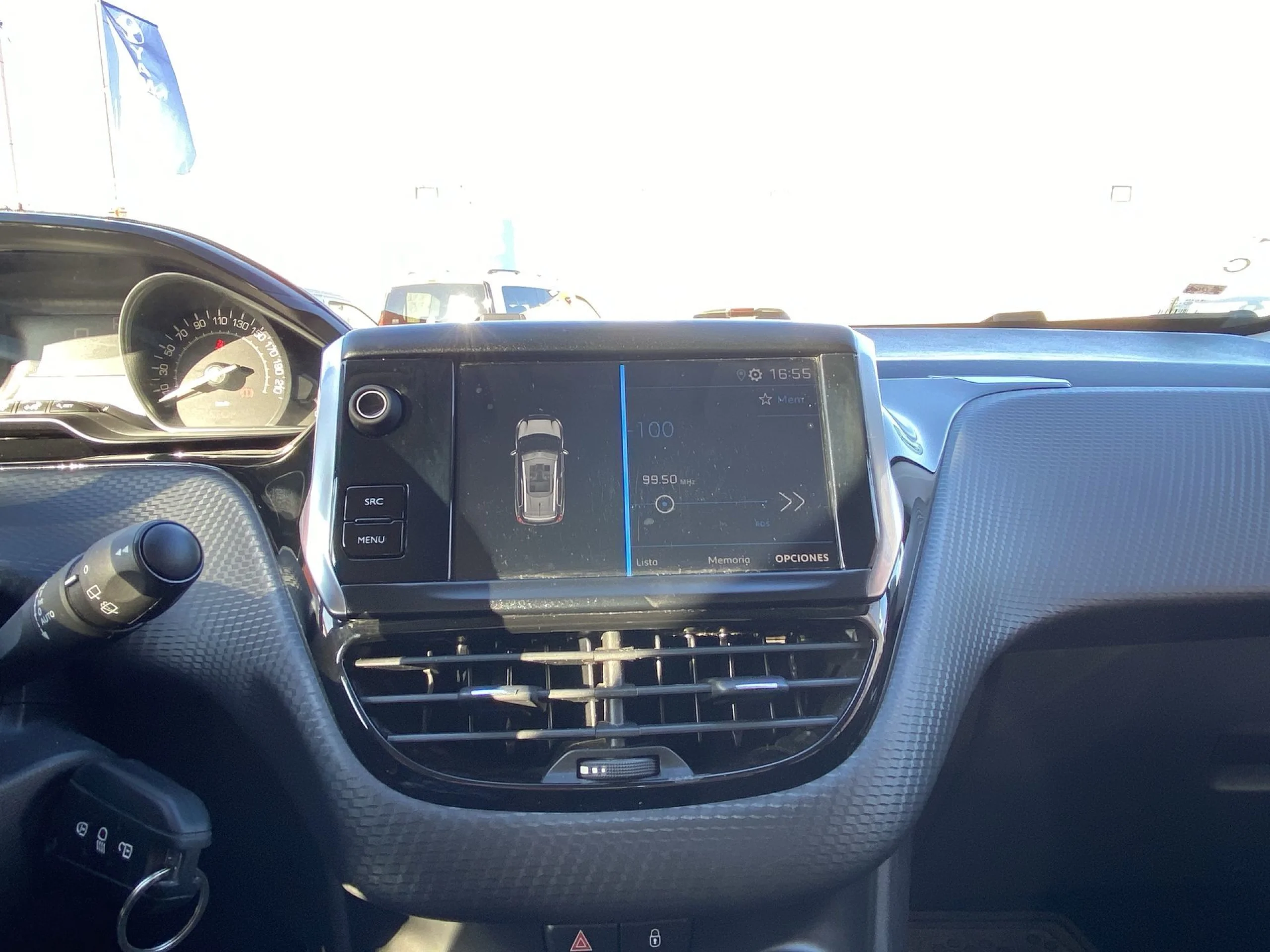 Peugeot 2008 PureTech Signature EAT6 96 kW (130 CV) - Foto 14